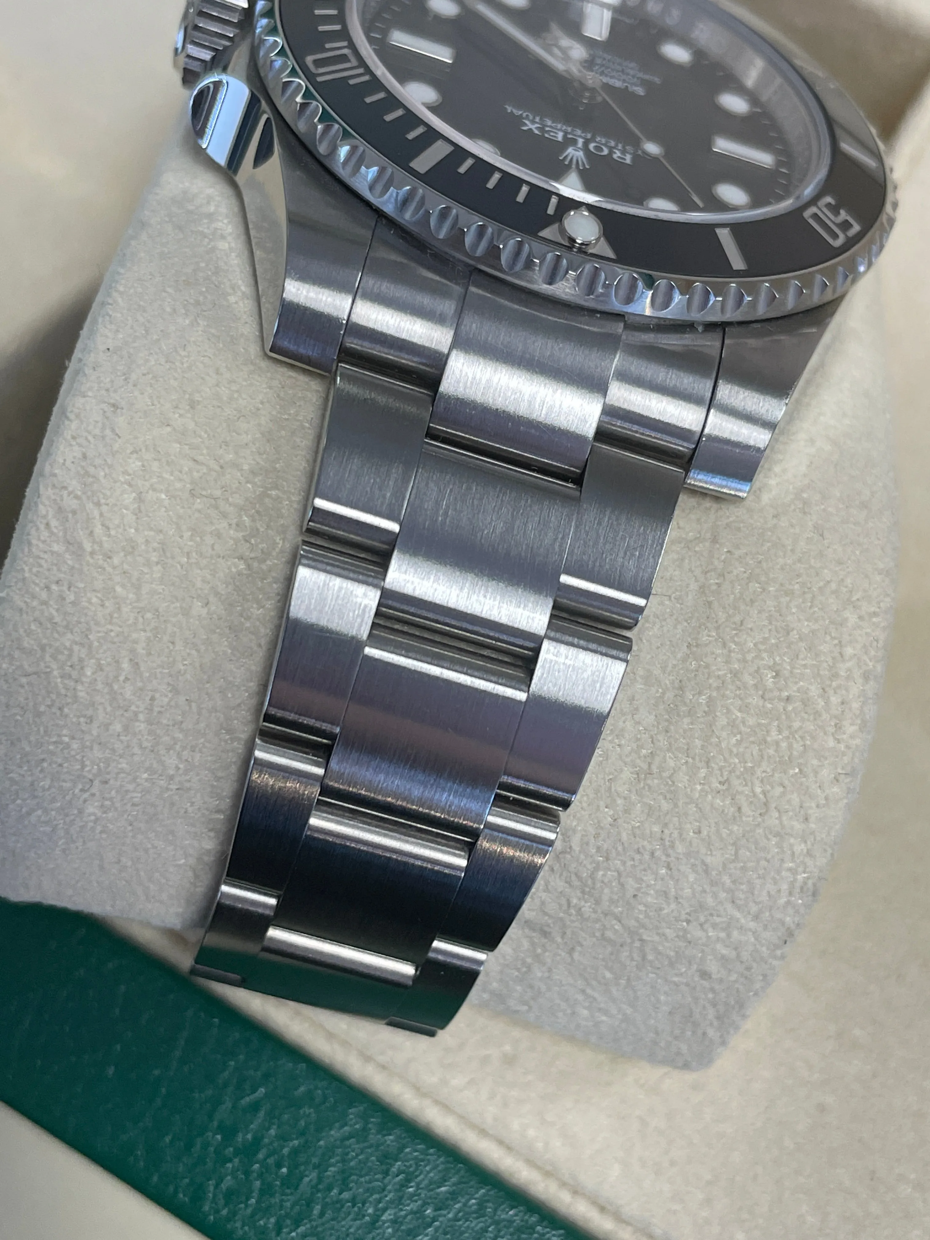2019 UNPOLISHED Rolex Submariner No-Date Stainless Steel 40mm Black Watch 114060