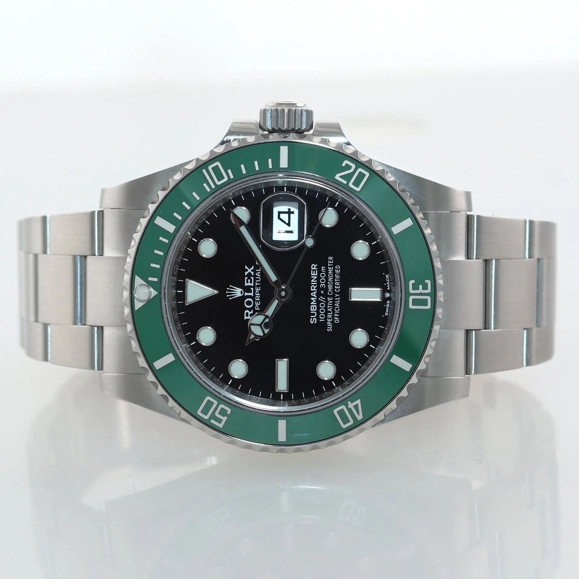2021 NEW Rolex Submariner 41mm GREEN KERMIT Ceramic 126610LV Watch Box