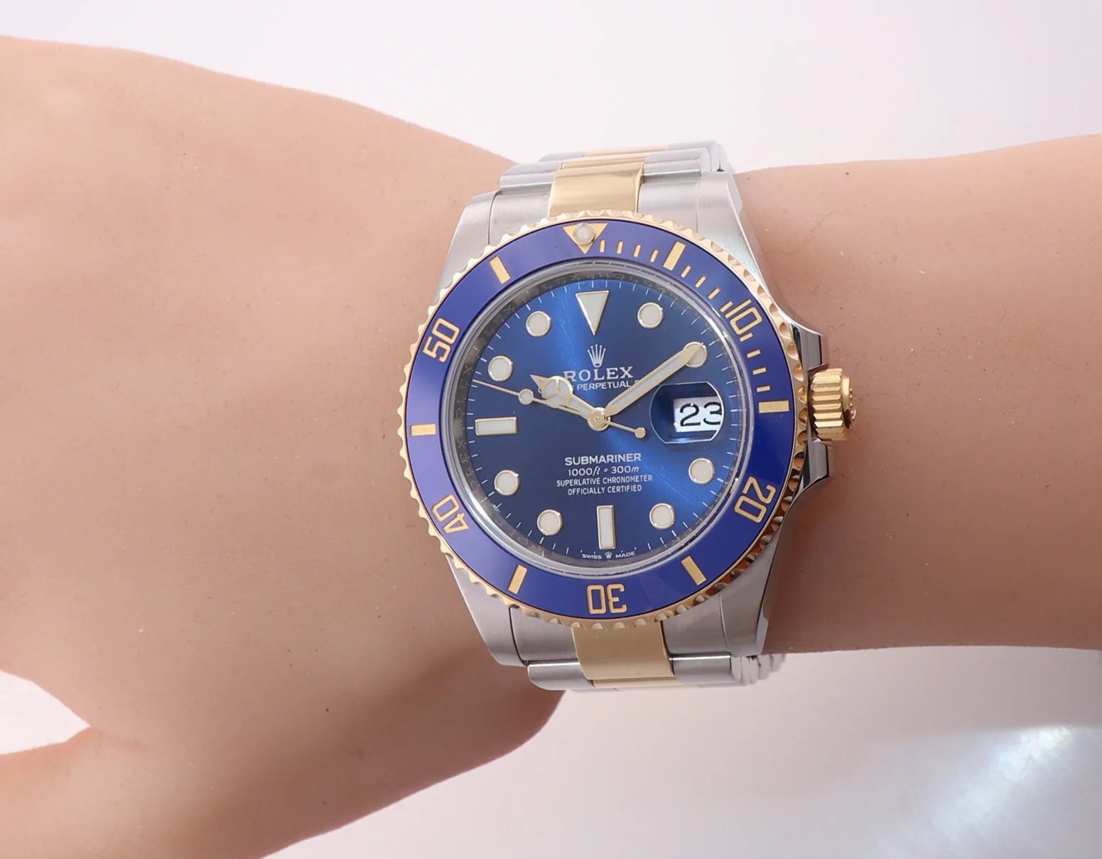 2022 MINT Rolex Submariner 41mm Blue 126613LB Two Tone Gold Steel Watch