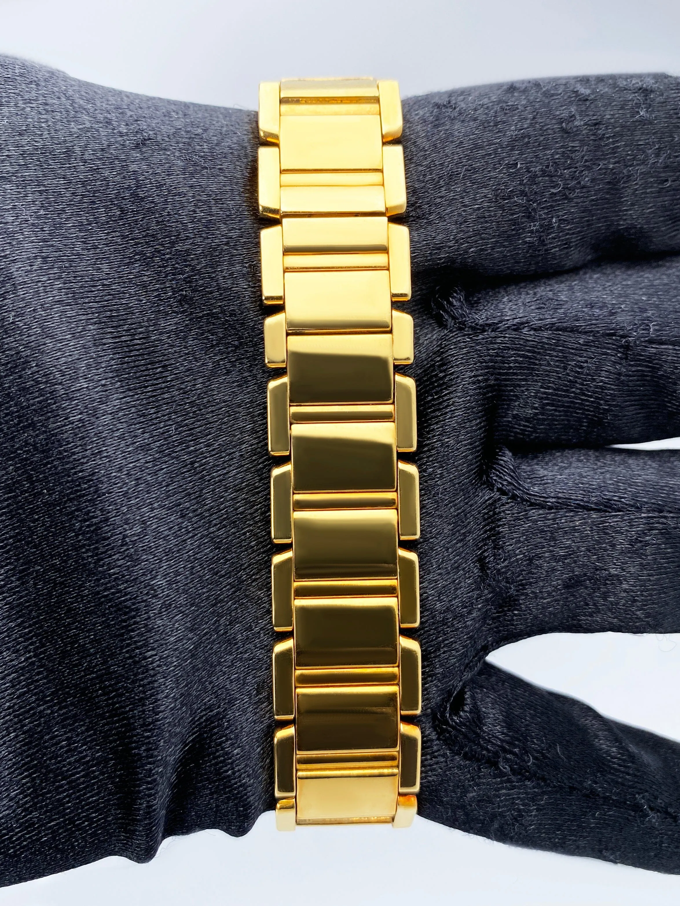 Cartier Tank Francaise WE1001R8 Diamond 18k Yellow Gold Ladies Watch