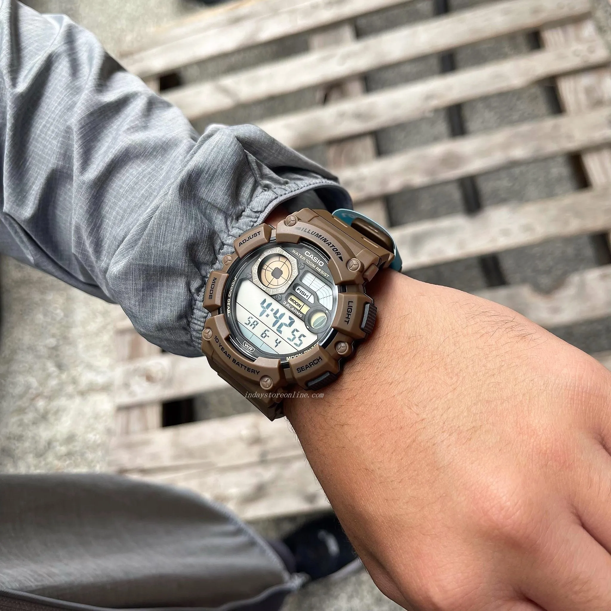 Casio Digital Men's Watch WS-1500H-5A Digital Resin Band Resin Glass Battery Life: 10 Years