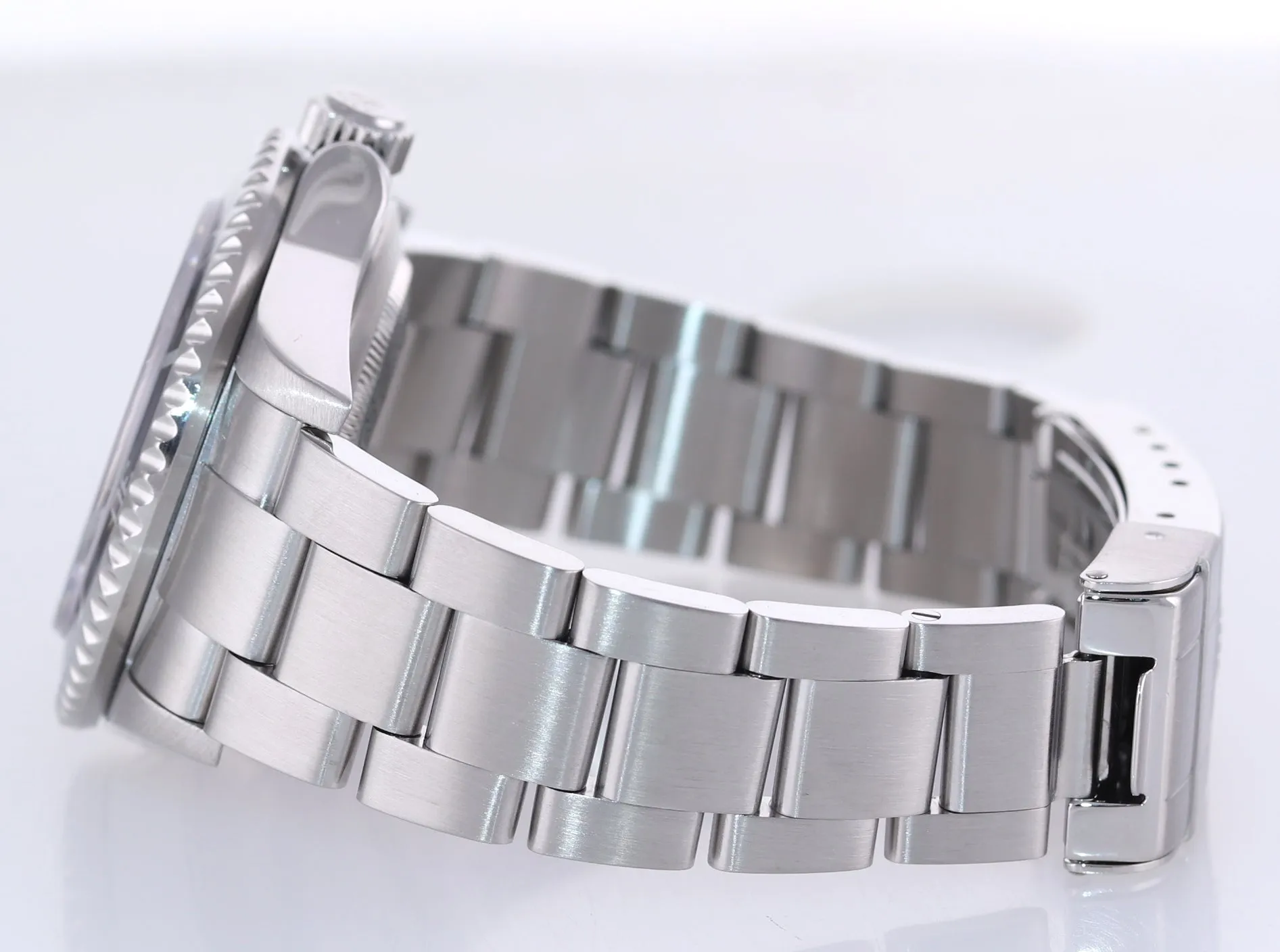 Copy of 2004 NO HOLES Rolex Sea-Dweller Steel 16600 Black Dial Date 40mm Watch Box