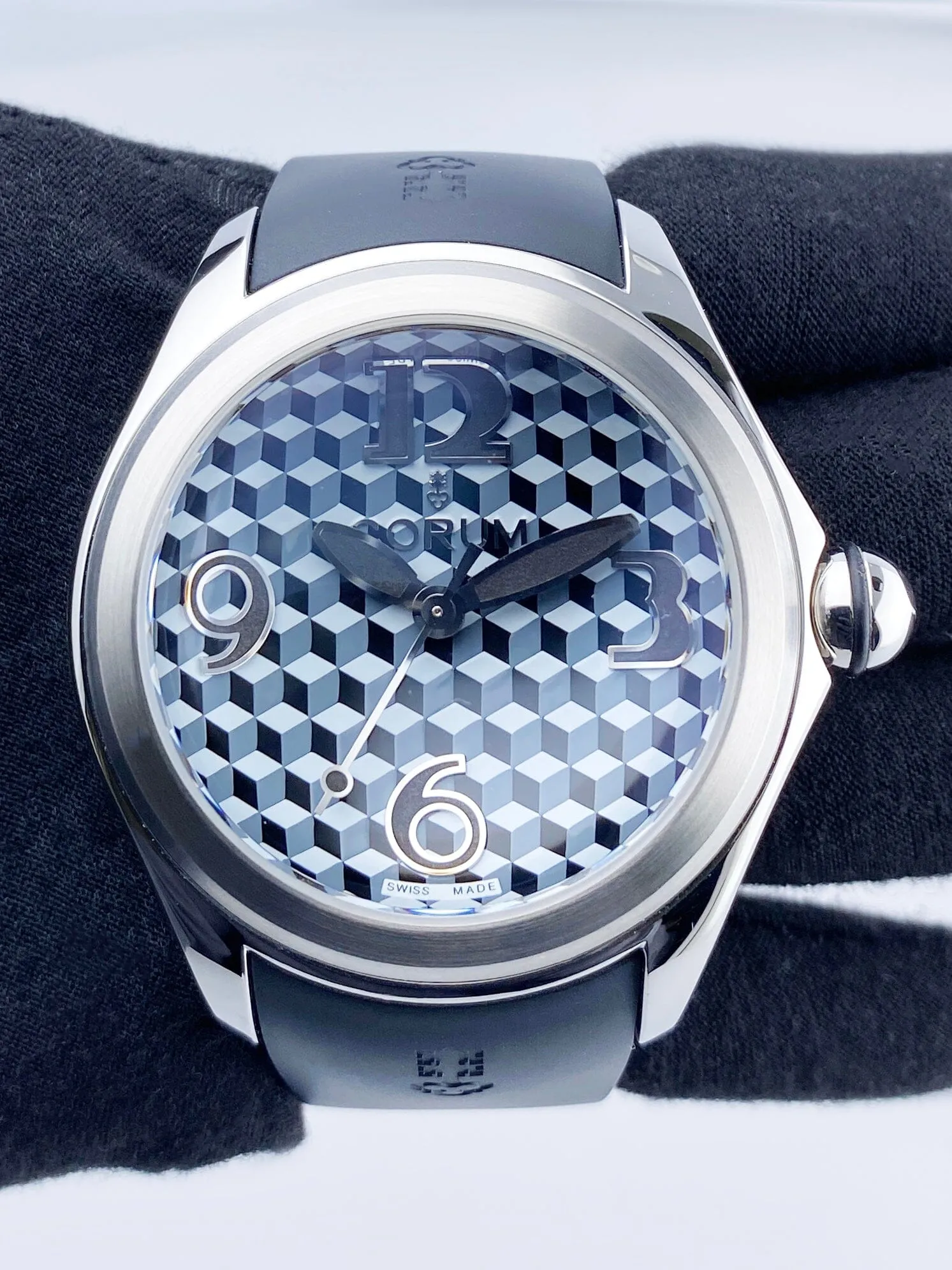 Corum Bubble 082.310.20-0371 VA01 Limited Edition Mens Watch Box Papers