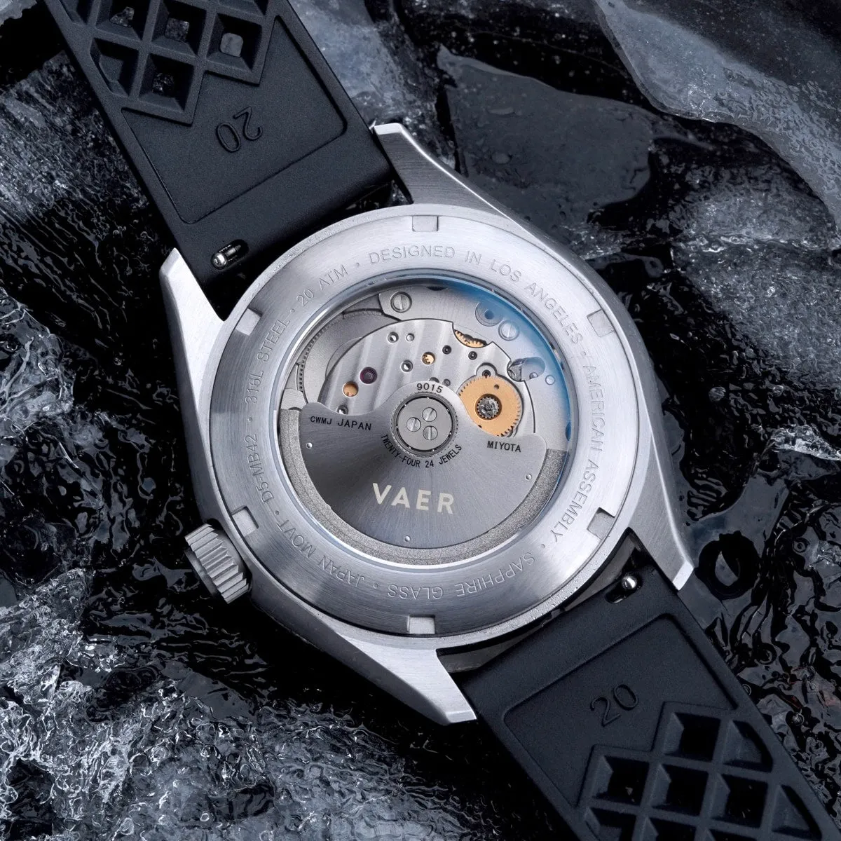 D5 Meridian Black - USA Auto 39mm