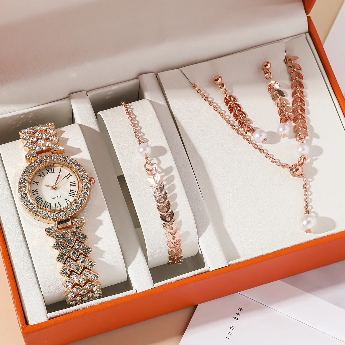Diamond Women Watches Luxury Fashion Rhinestone Quartz