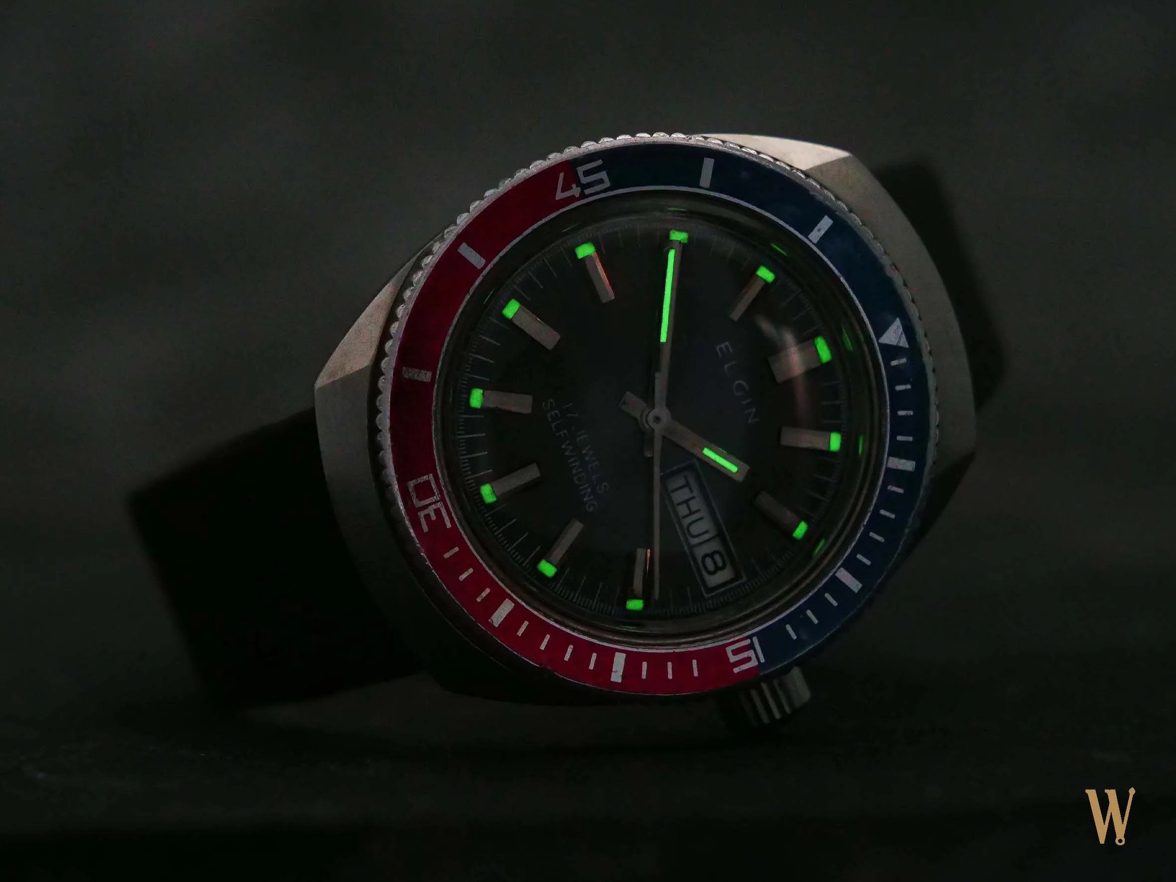 Elgin Vintage "Pepsi" Dive Watch