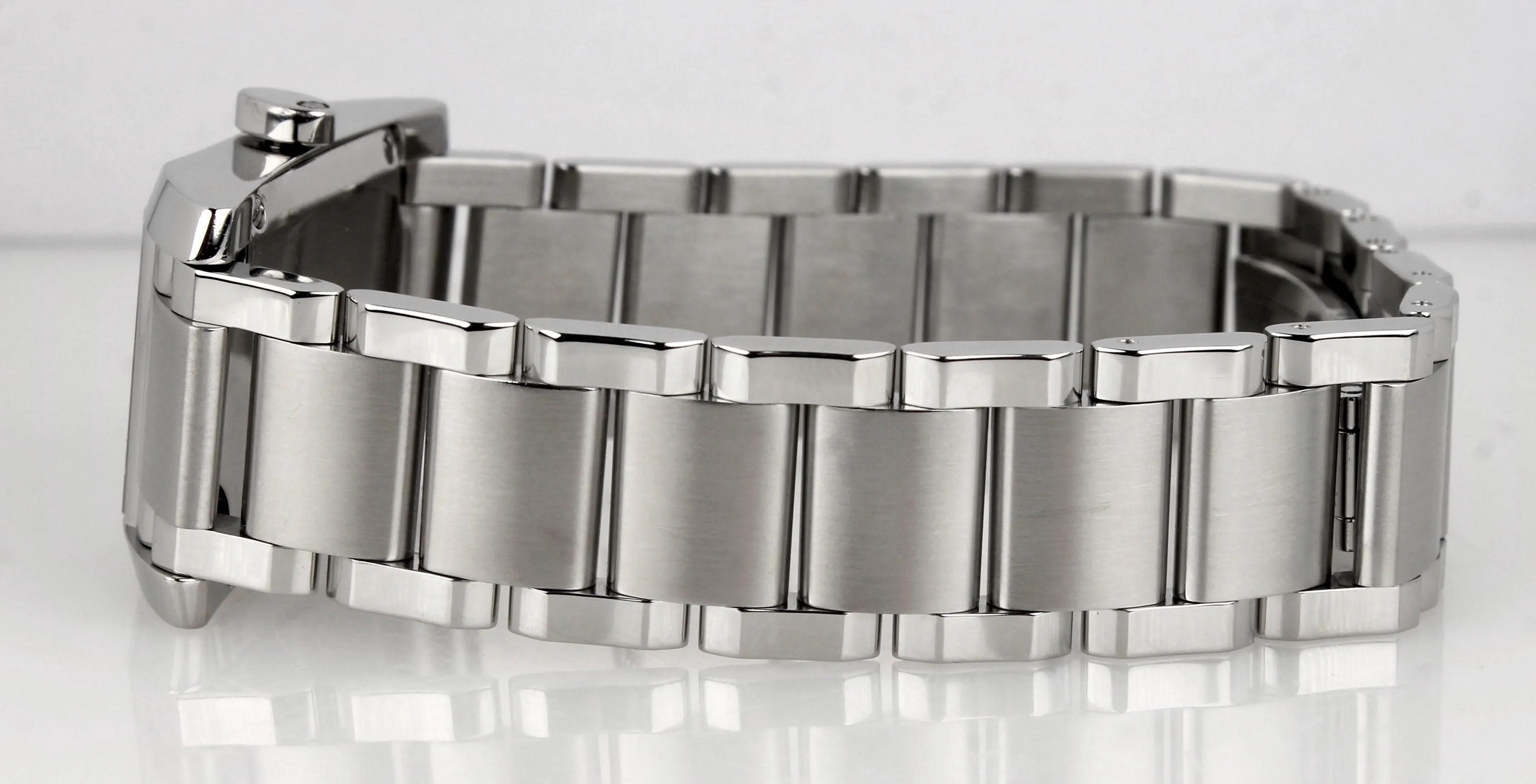 Ladies Baume & Mercier Diamant Diamond White Arabic Stainless Date 8739 Watch