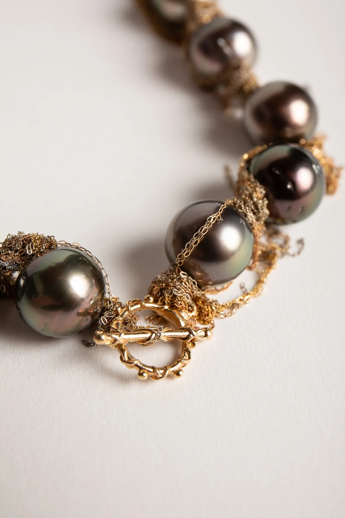 MARTIN BERNSTEIN | GOLD PEARL NECKLACE