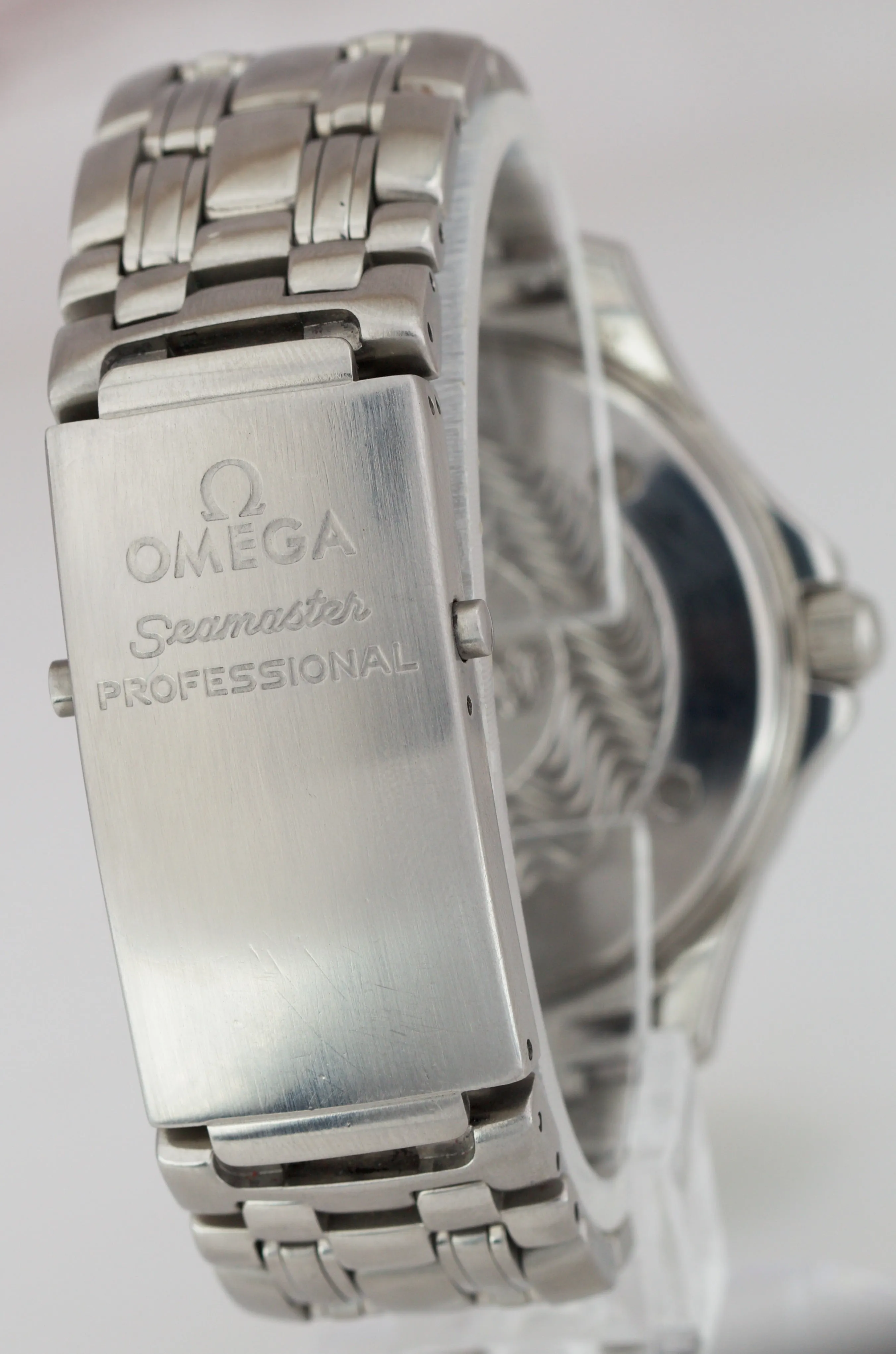 Men's Omega Seamaster Professional White 41mm Stainless Steel Date Watch 2542.20