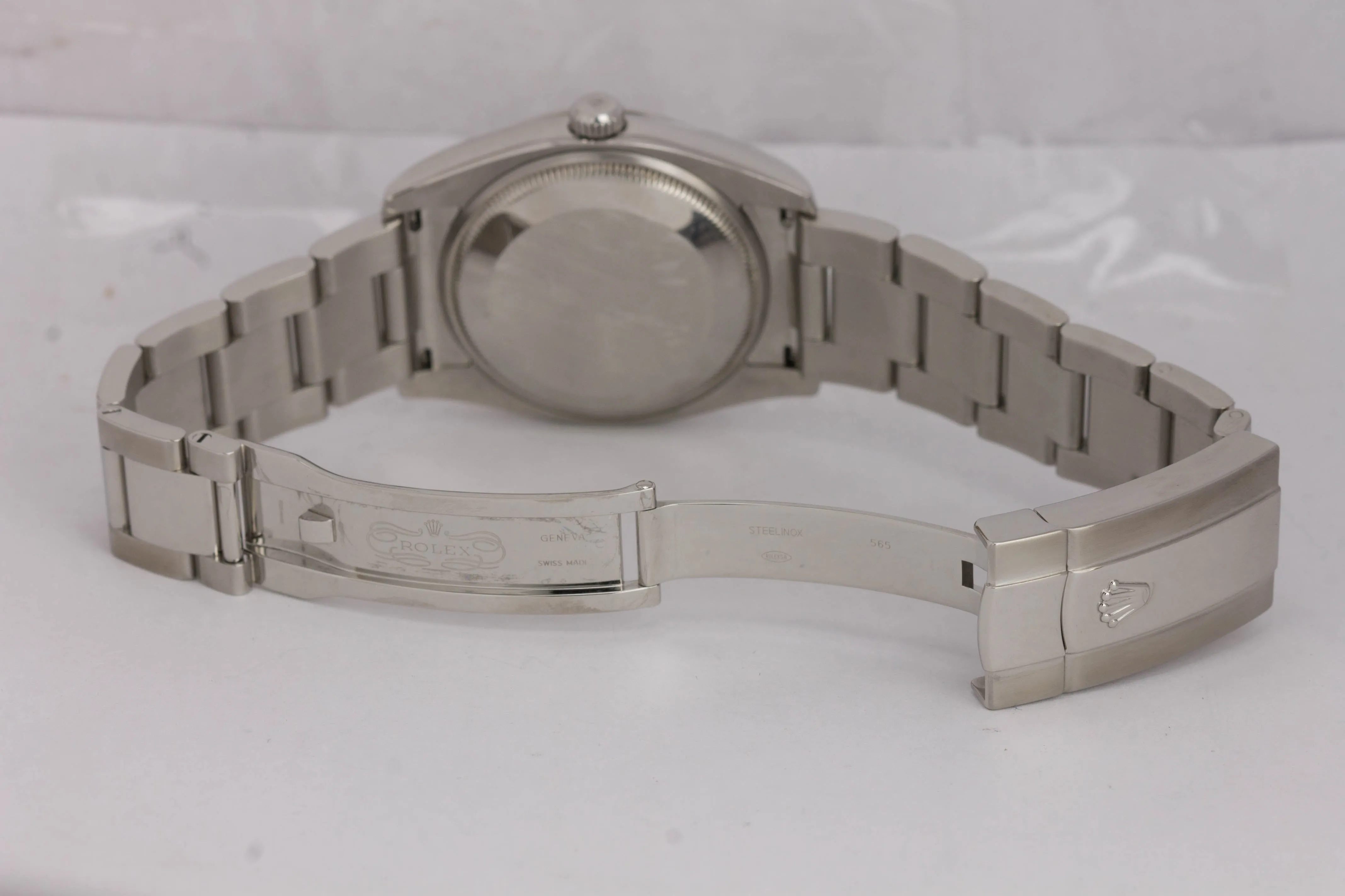 MINT 2012 Rolex Date Silver 34mm Stainless Oyster Smooth Bezel Watch 115200