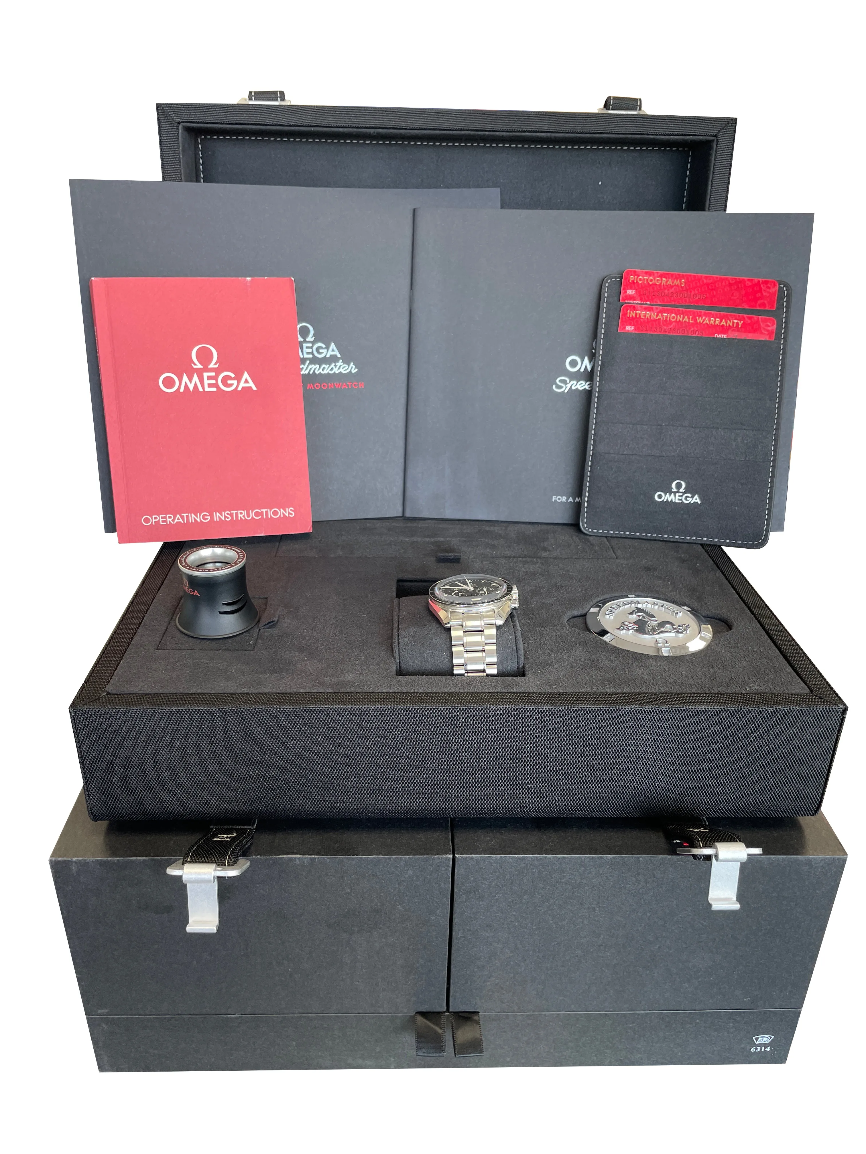 MINT Omega Speedmaster Moonwatch Chronograph 42mm Watch 311.30.42.30.01.005 B P