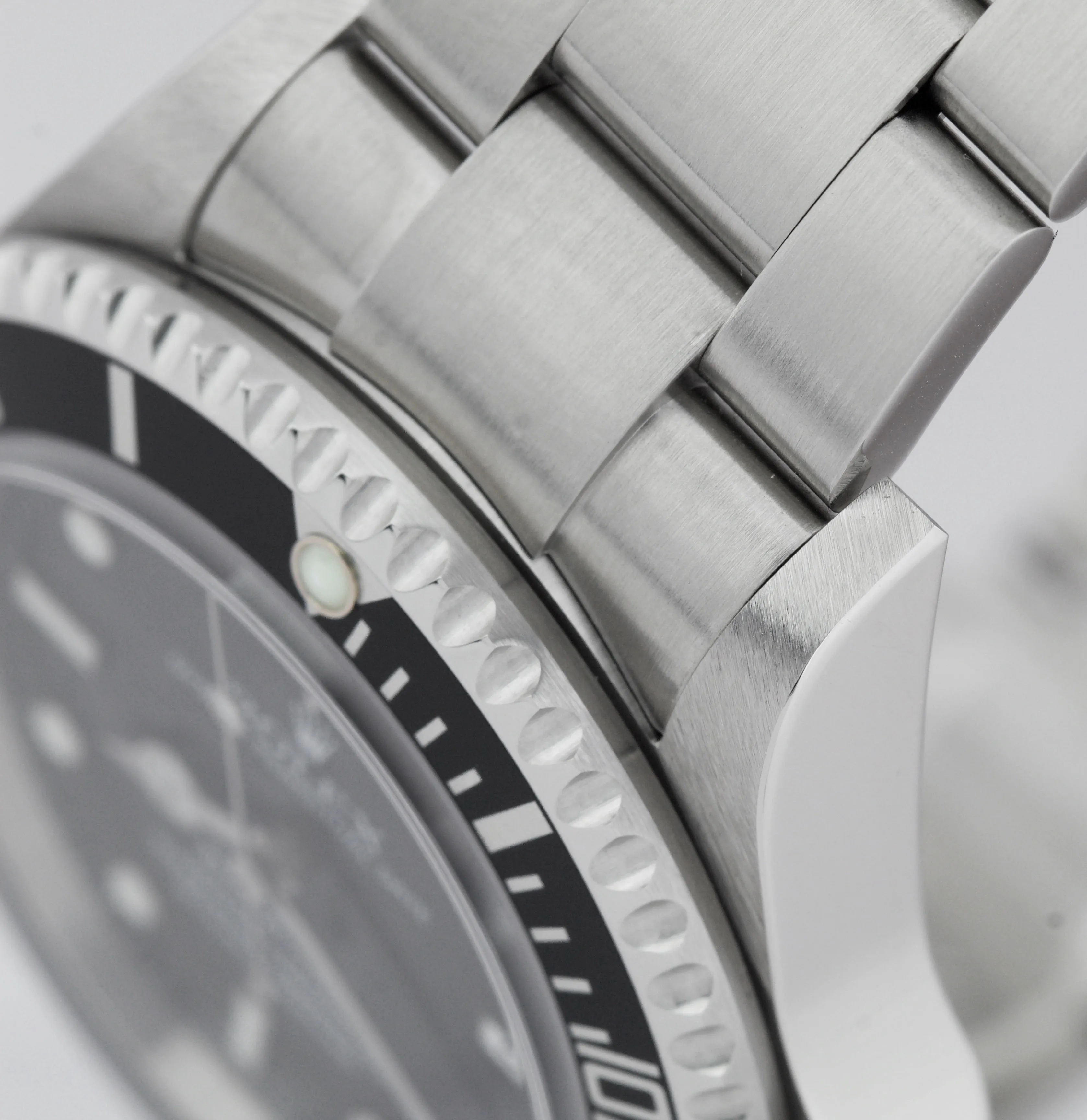 NEW NOS Rolex Sea-Dweller M-SERIAL Stainless Black 40mm Watch 16600 FULL SET B P