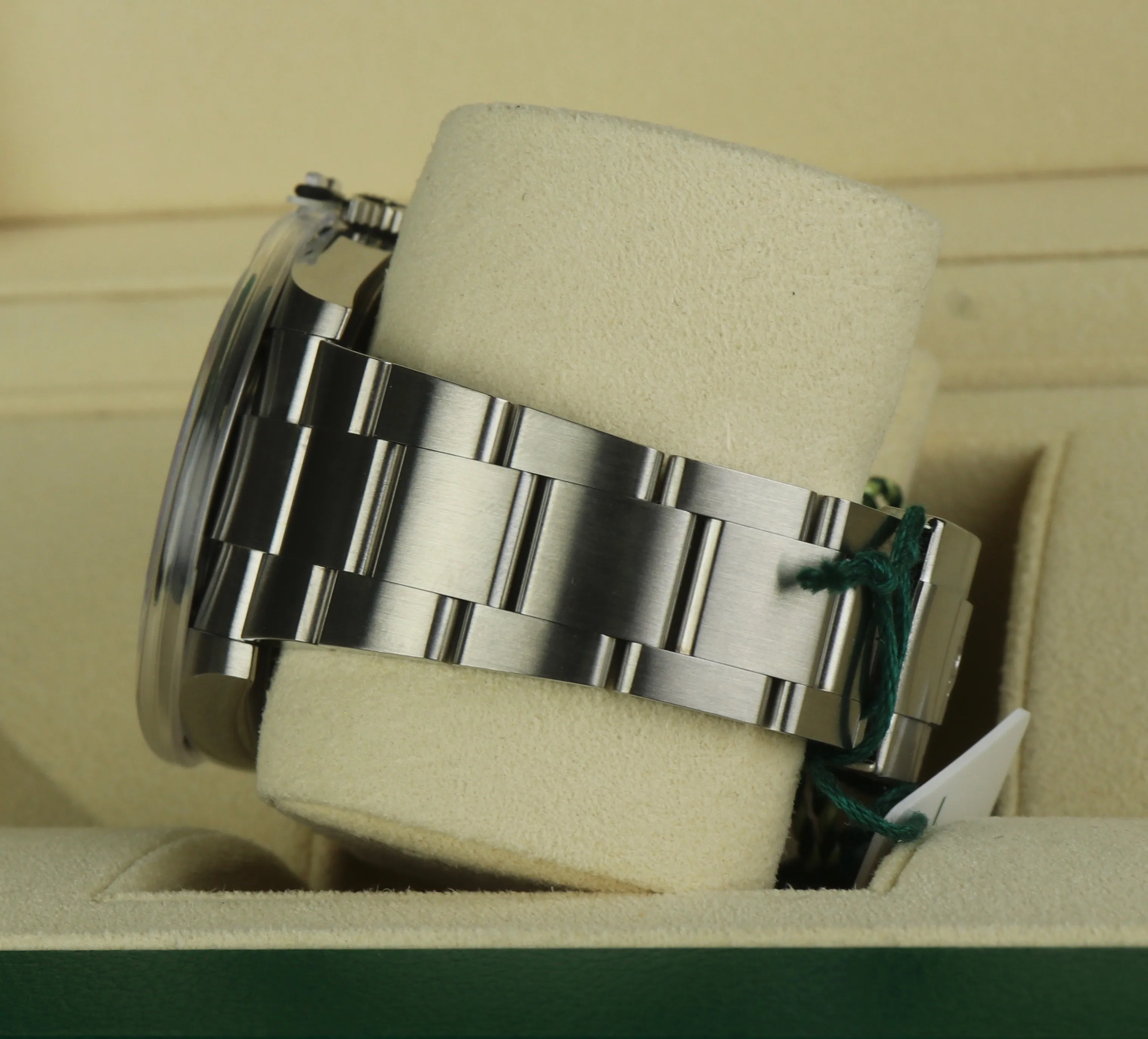 NEW OCT 2020 Rolex Oyster Perpetual 41 CORAL RED Watch 124300 41mm Stainless