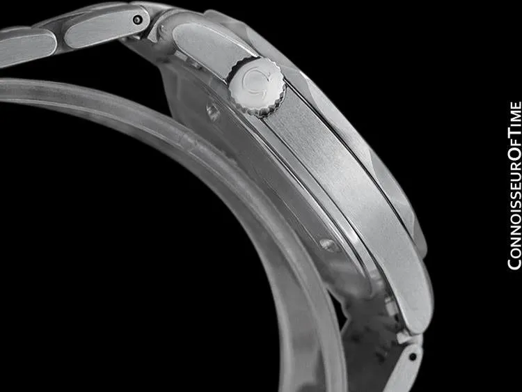Omega Seamaster Midsize 300M Professional Diver (James Bond Style), Stainless Steel - 2562.80.00