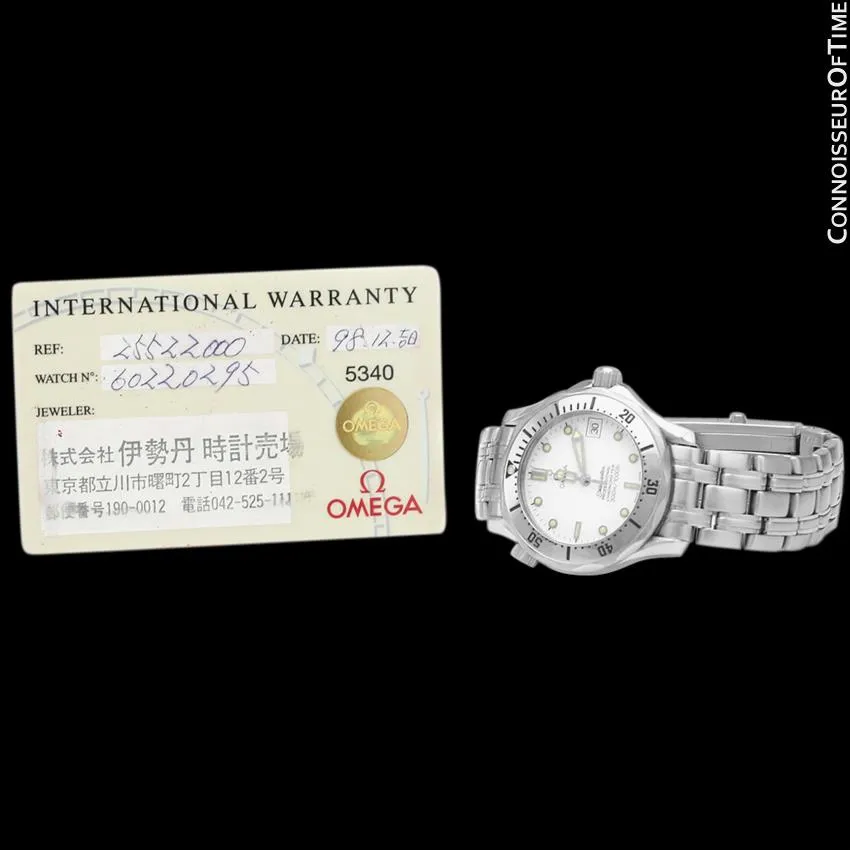 Omega Seamaster Midsize 300M White (James Bond Style) Professional Automatic Divers Watch Ref. 2552.20, Stainless Steel