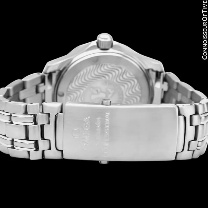 Omega Seamaster Midsize 300M White (James Bond Style) Professional Automatic Divers Watch Ref. 2552.20, Stainless Steel