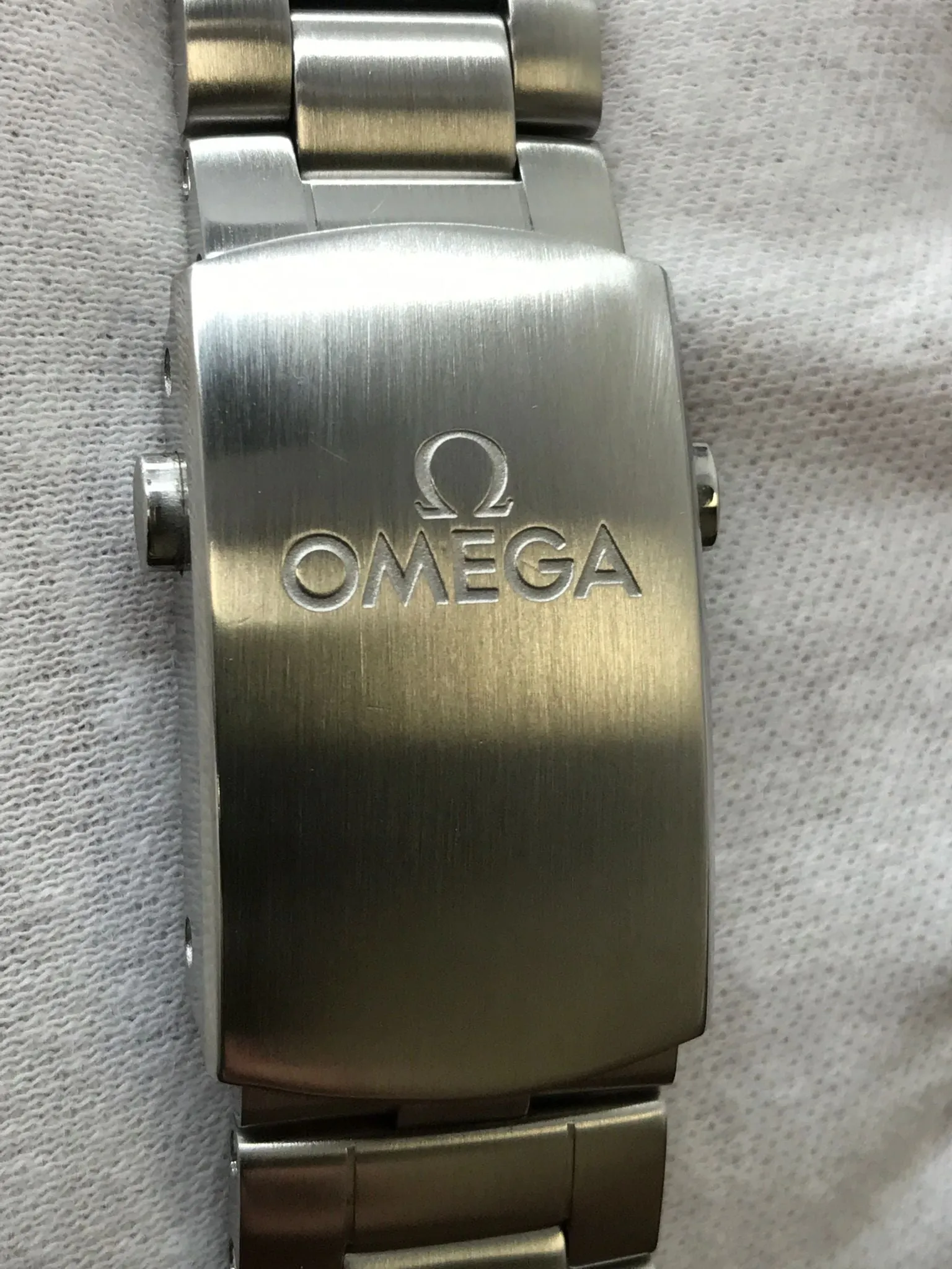 Omega Seamaster Planet Ocean 215.30.40.20.03.001 Blue Dial Automatic Men's Watch