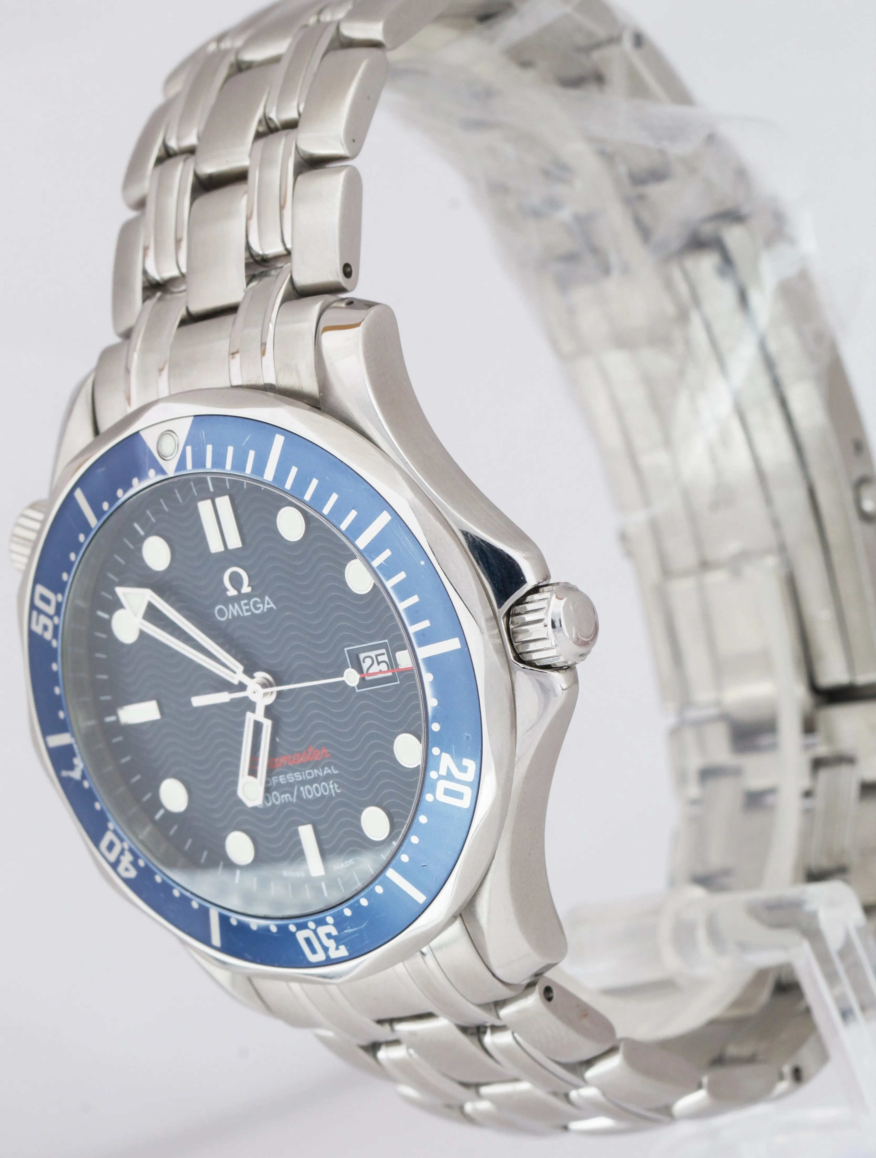 Omega Seamaster Professional 300M Blue Red Wave Steel Quartz 41mm Watch 2221.80