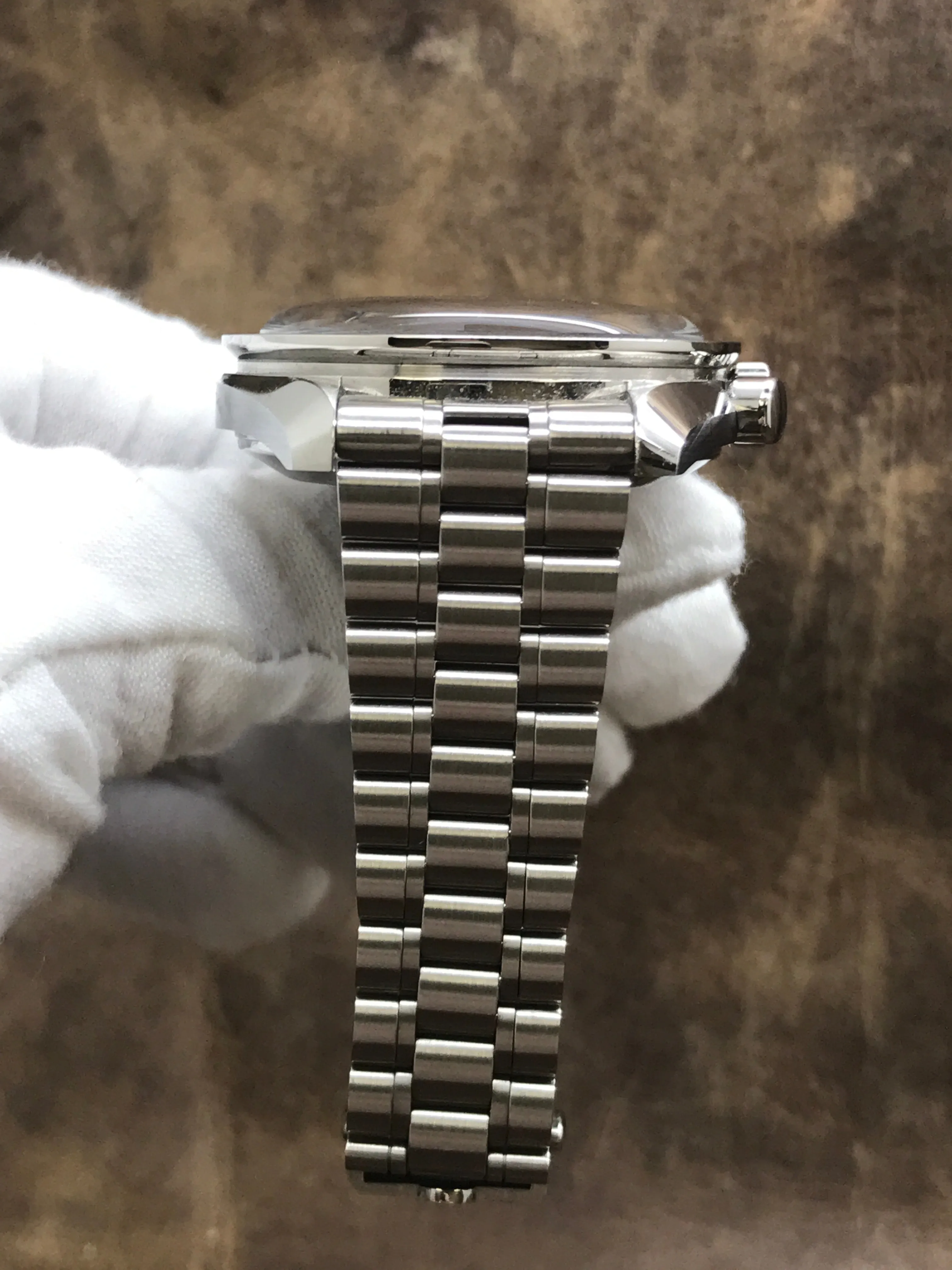 Omega Speedmaster Moonwatch Professional 311.30.42.30.01.005  Black Dial Hand Wind Men's Watch