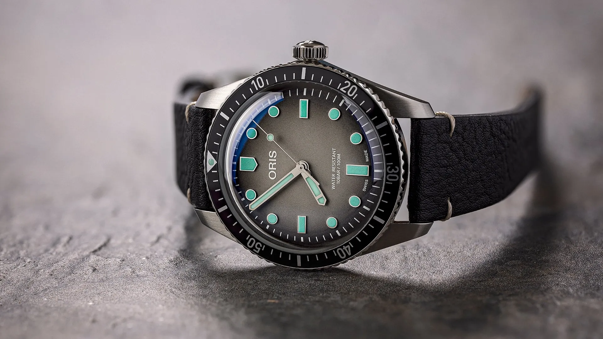Oris Divers 65 Glow