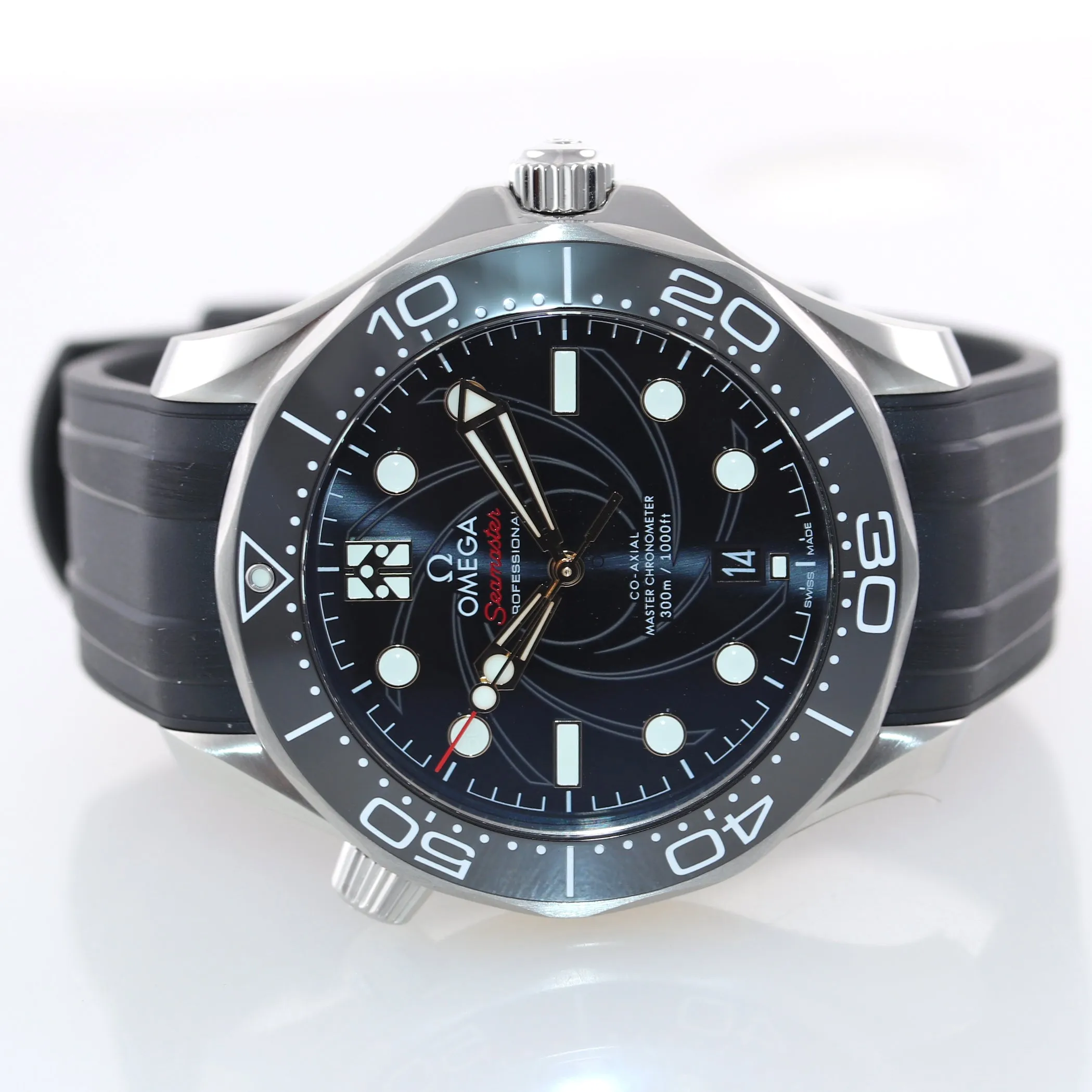 PAPERS NEW Omega Seamaster 300M 007 James Bond 210.22.42.20.01.004 Watch Box