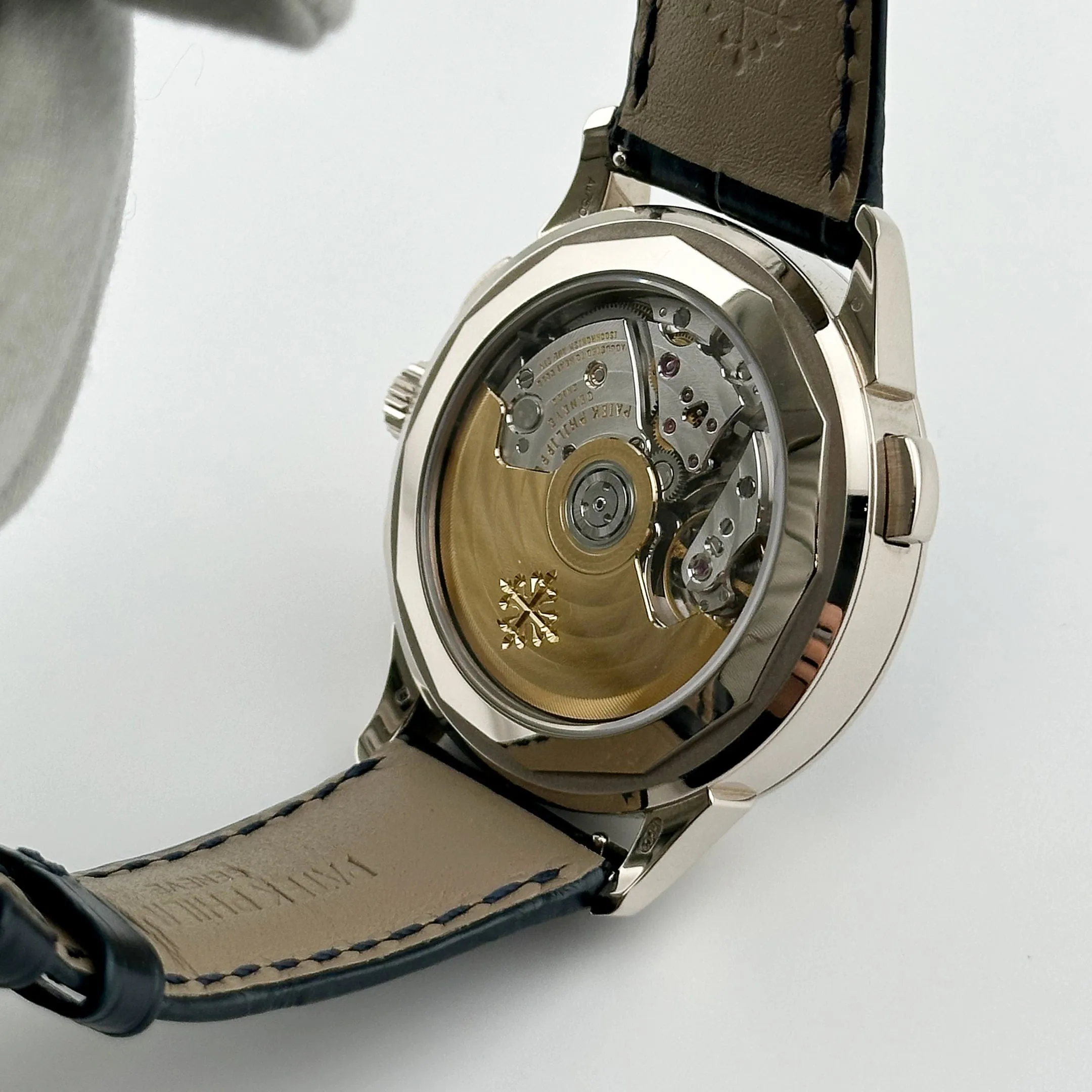 PP Luxury Watches Complications 5930G-010 World Time Flyback Chronograph White Gold Blue Dial (2022)