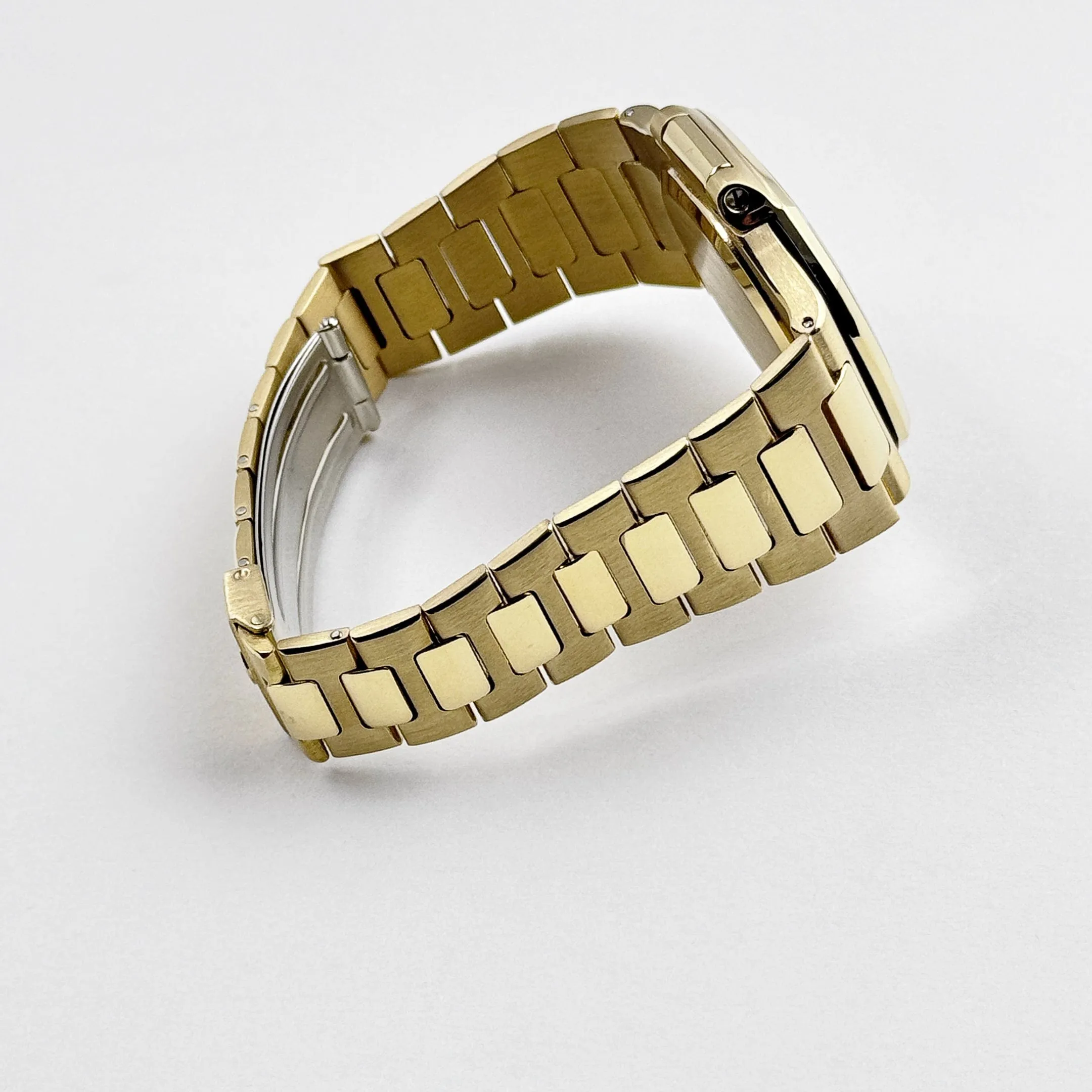 PP Luxury Watches Nautilus 3800/1 Yellow Gold Blue Dial (1983)