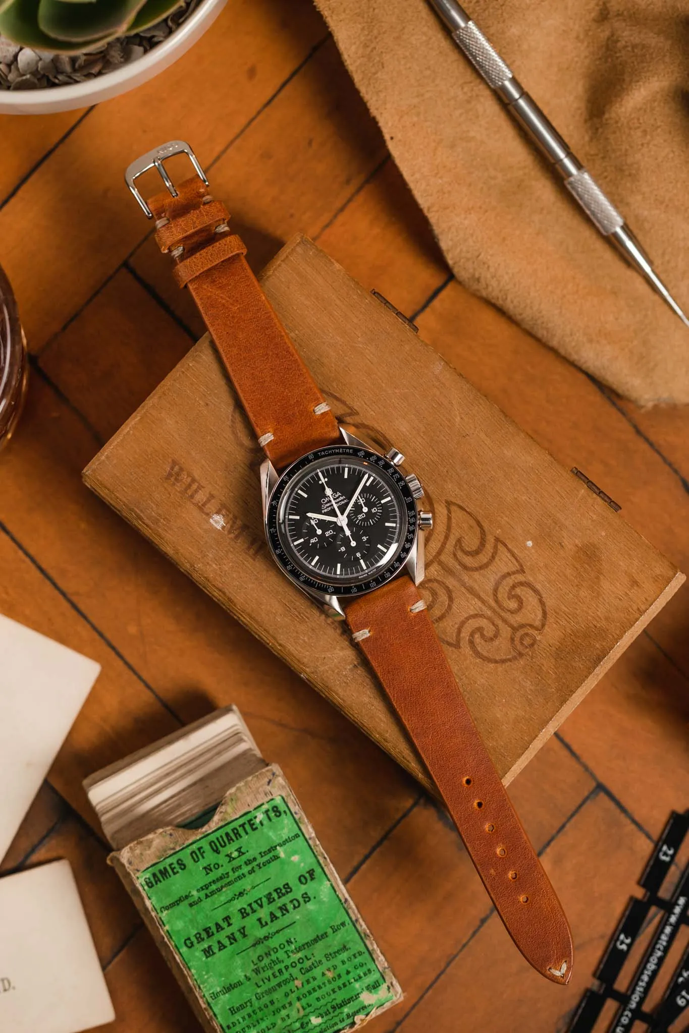 RIOS1931 BEDFORD Genuine Vintage Leather Watch Strap in COGNAC