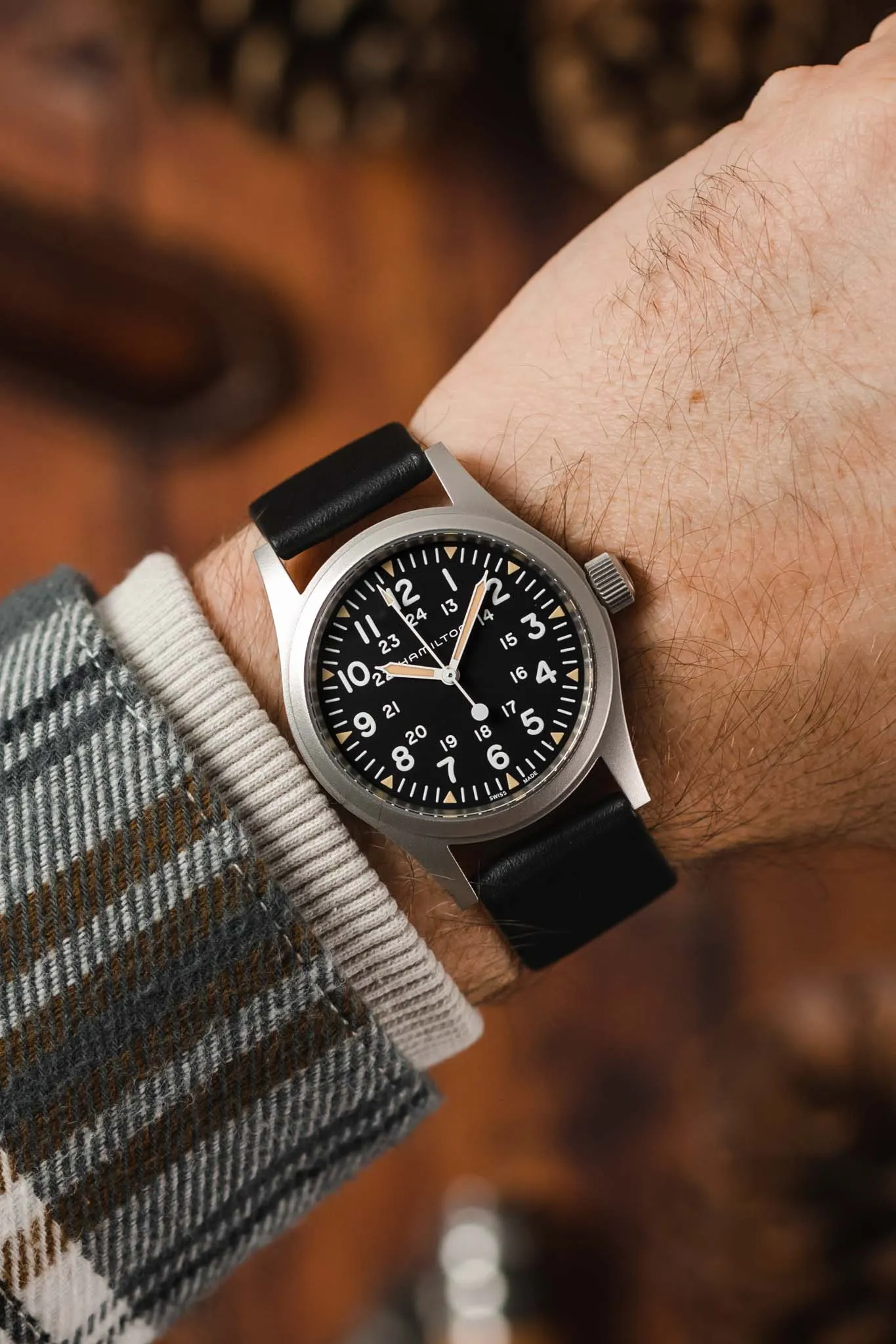 RIOS1931 CLASSIC Low-Profile Leather Watch Strap in BLACK
