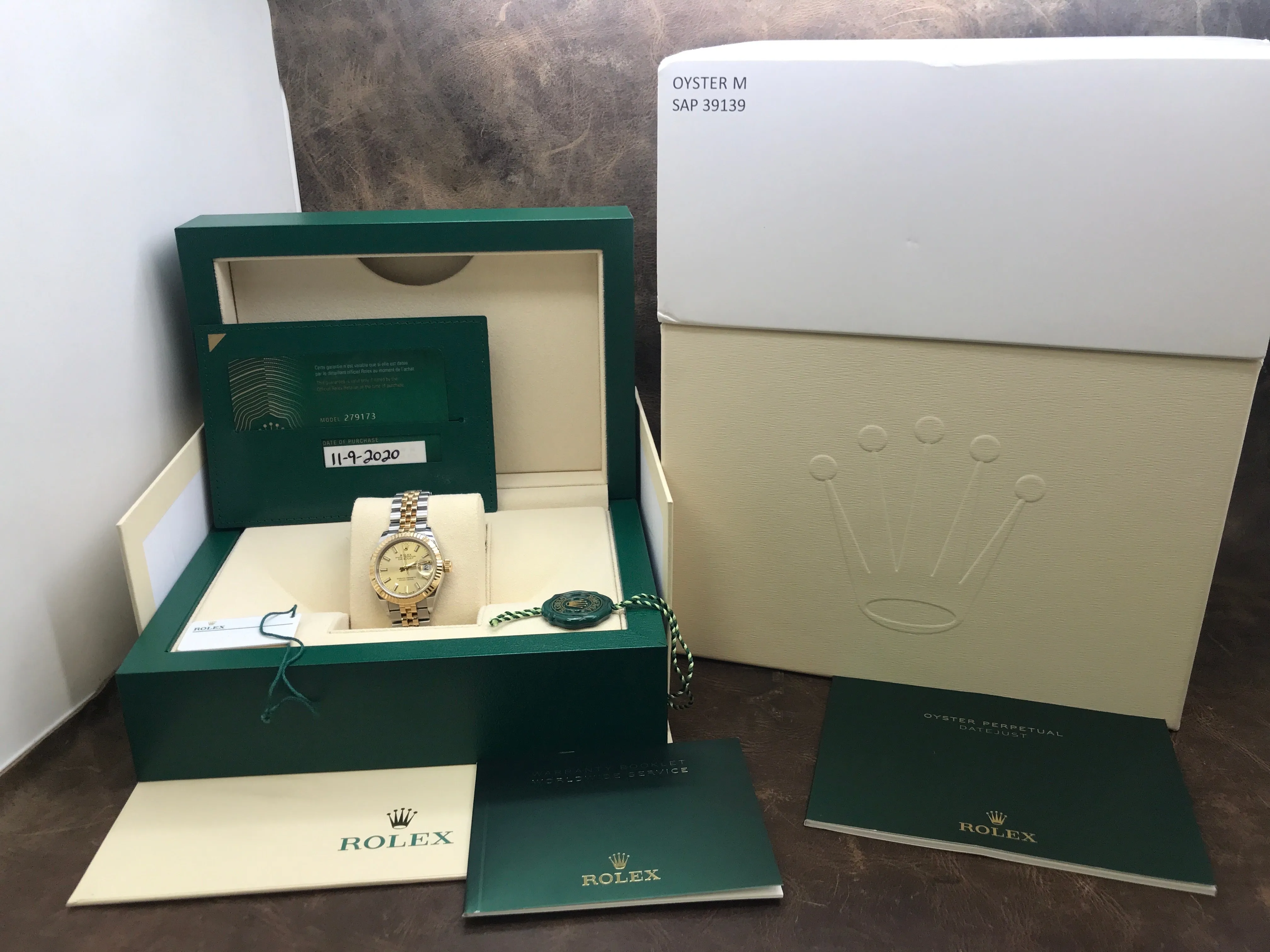 Rolex 28mm Datejust 279173 Champagne Dial Automatic  Women's Watch