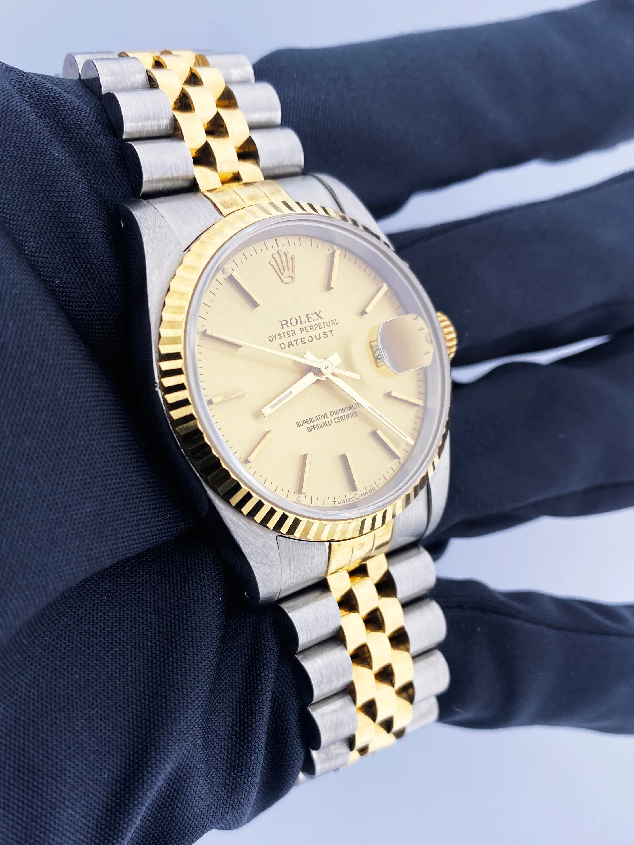 Rolex Datejust 16233 Champagne Dial Mens Watch Box Papers