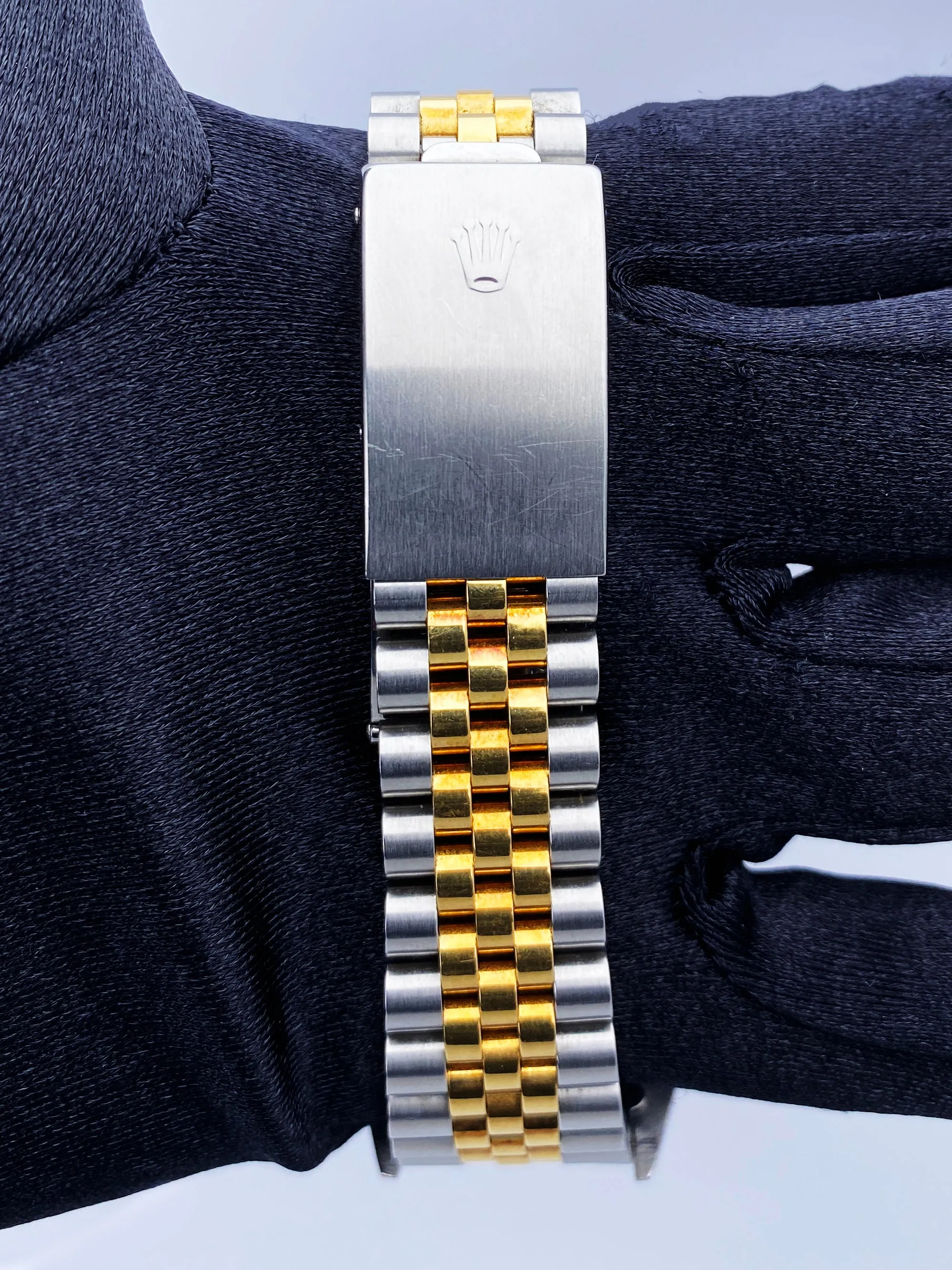 Rolex Datejust 16233 Champagne Dial Mens Watch