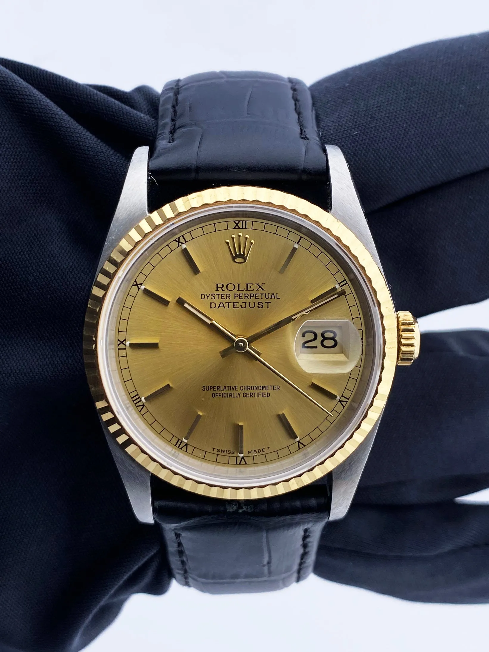 Rolex Datejust 16233 Champagne Dial Mens Watch