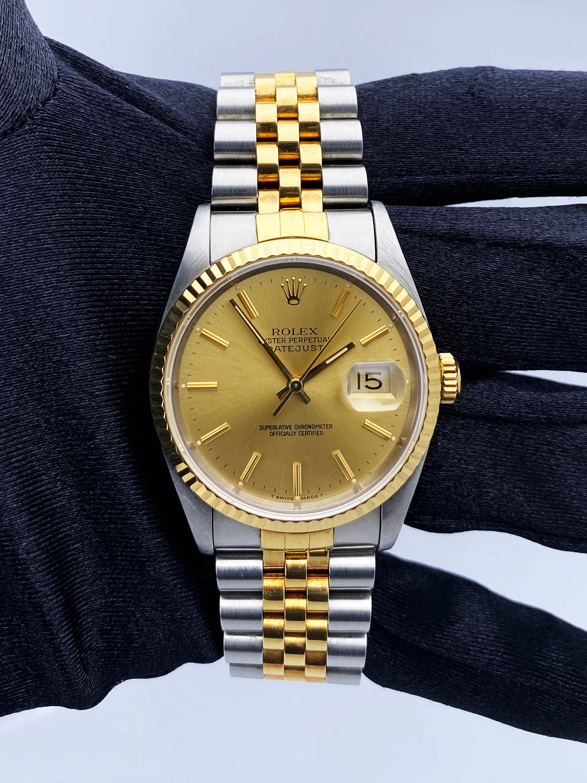 Rolex Datejust 16233 Champagne Dial Mens Watch