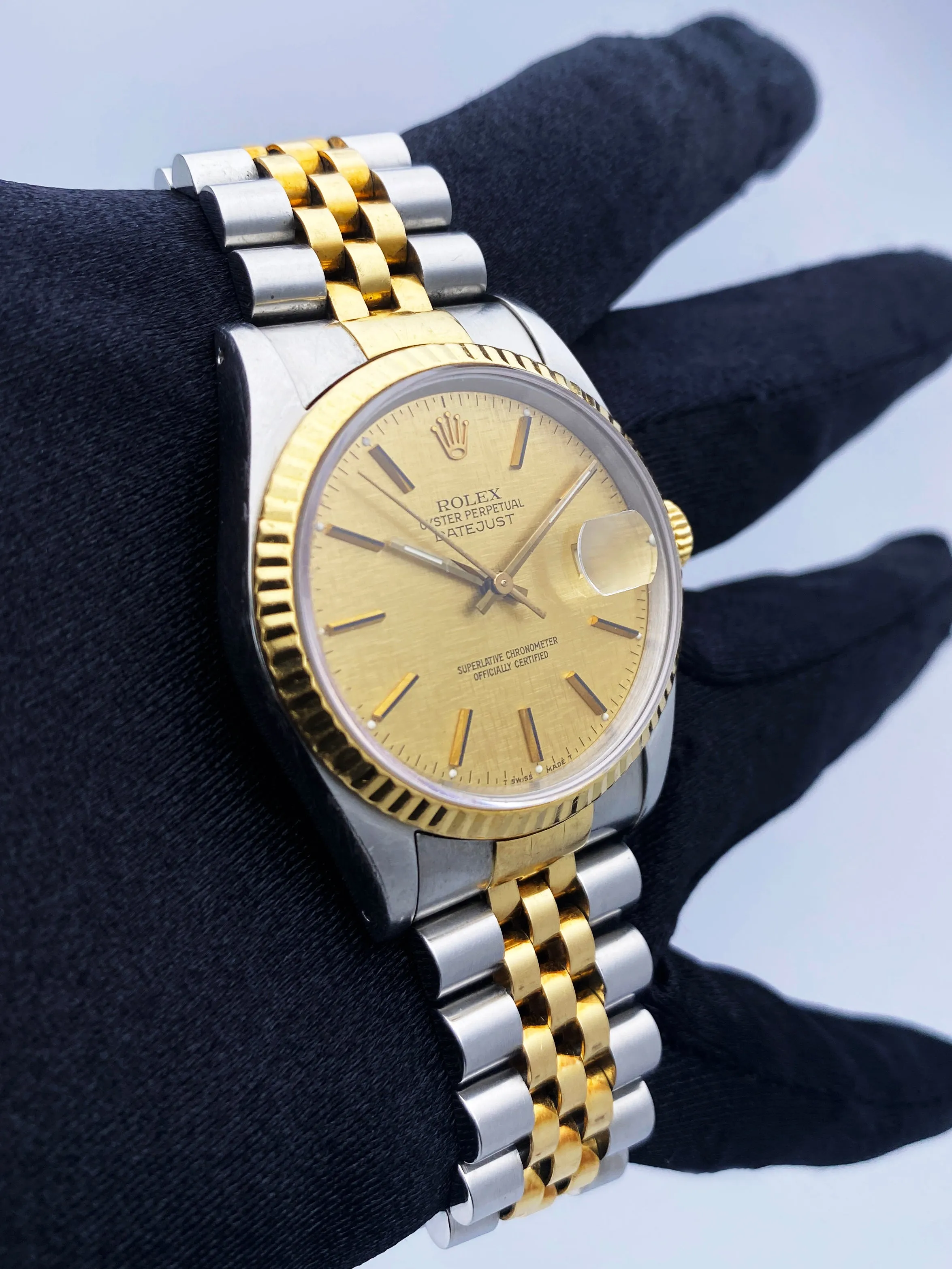 Rolex Datejust 16233 Champagne Linen Dial Mens Watch