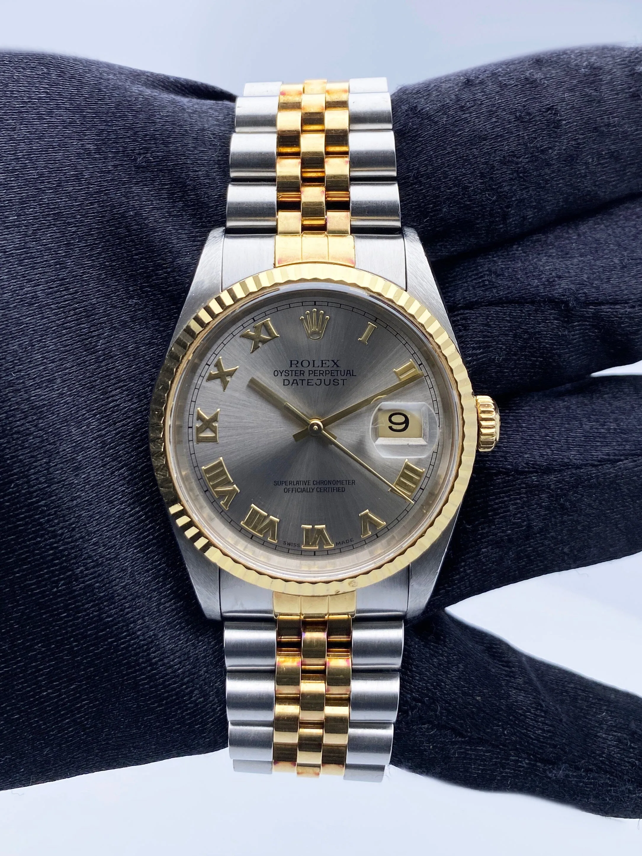 Rolex Datejust 16233 Mens Watch Box Papers