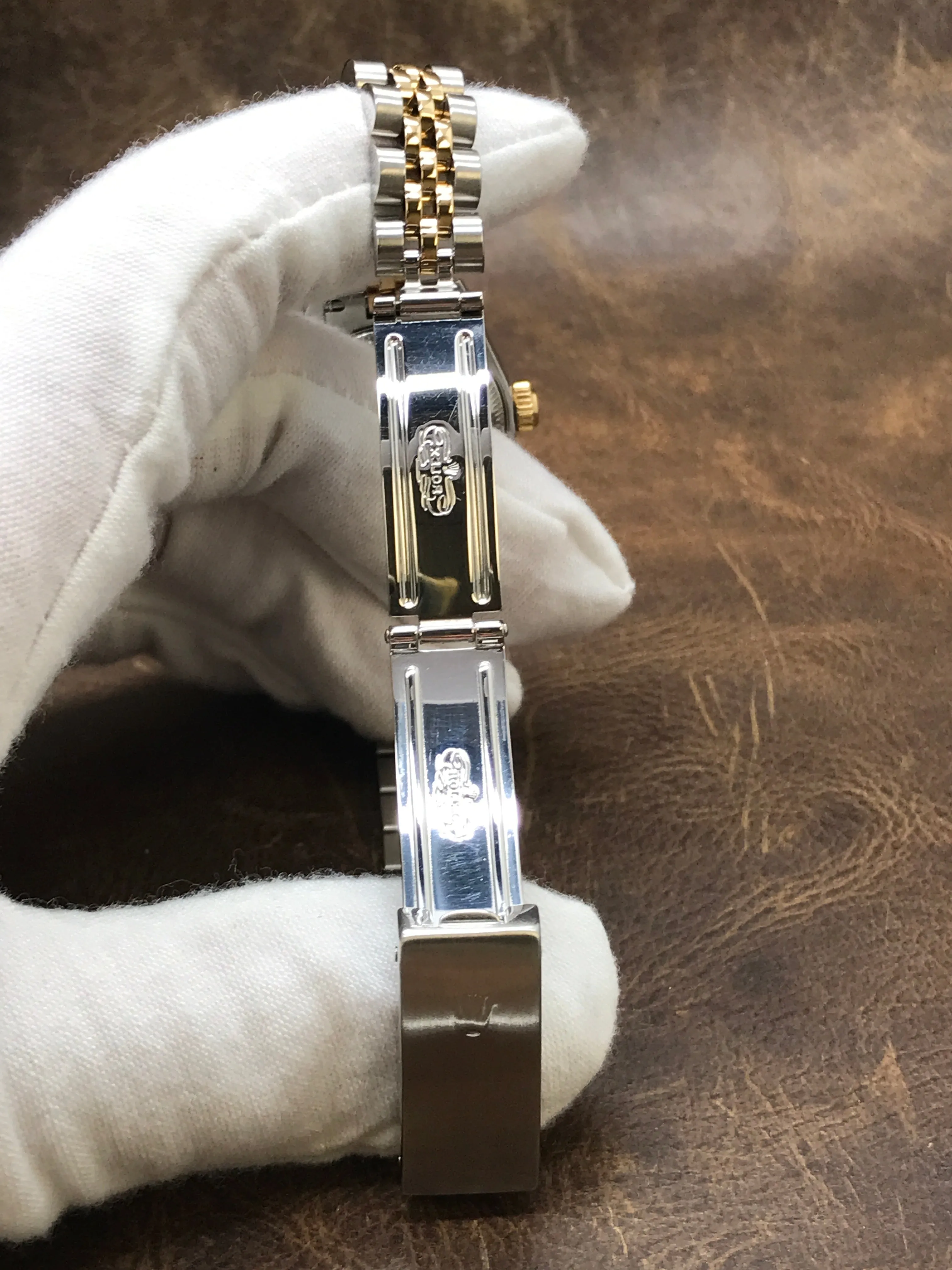 Rolex Datejust 26mm 69173 Ivory Pyramid Roman Dial Automatic Women's Watch