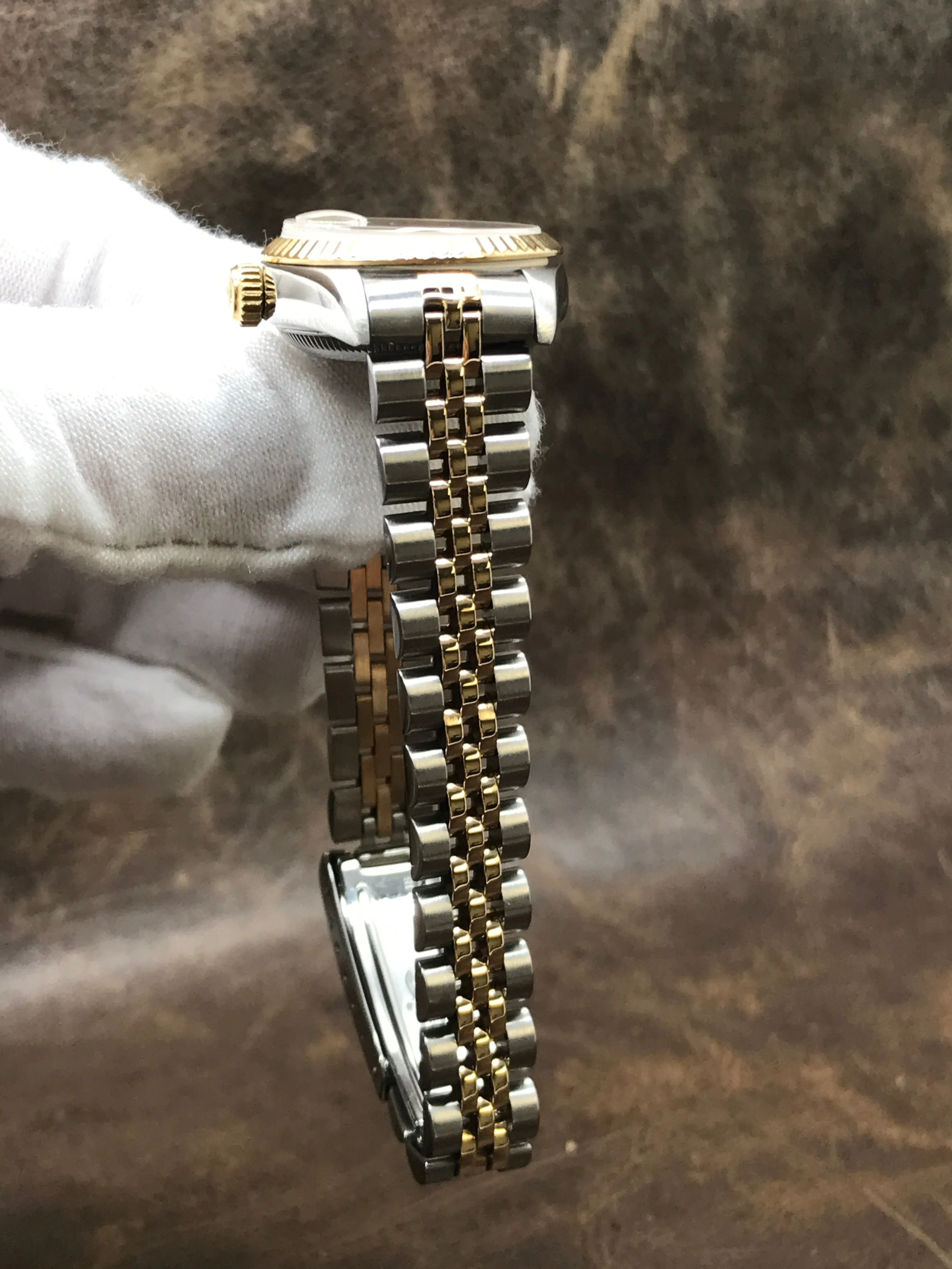 Rolex Datejust 26mm 69173 Ivory Pyramid Roman Dial Automatic Women's Watch