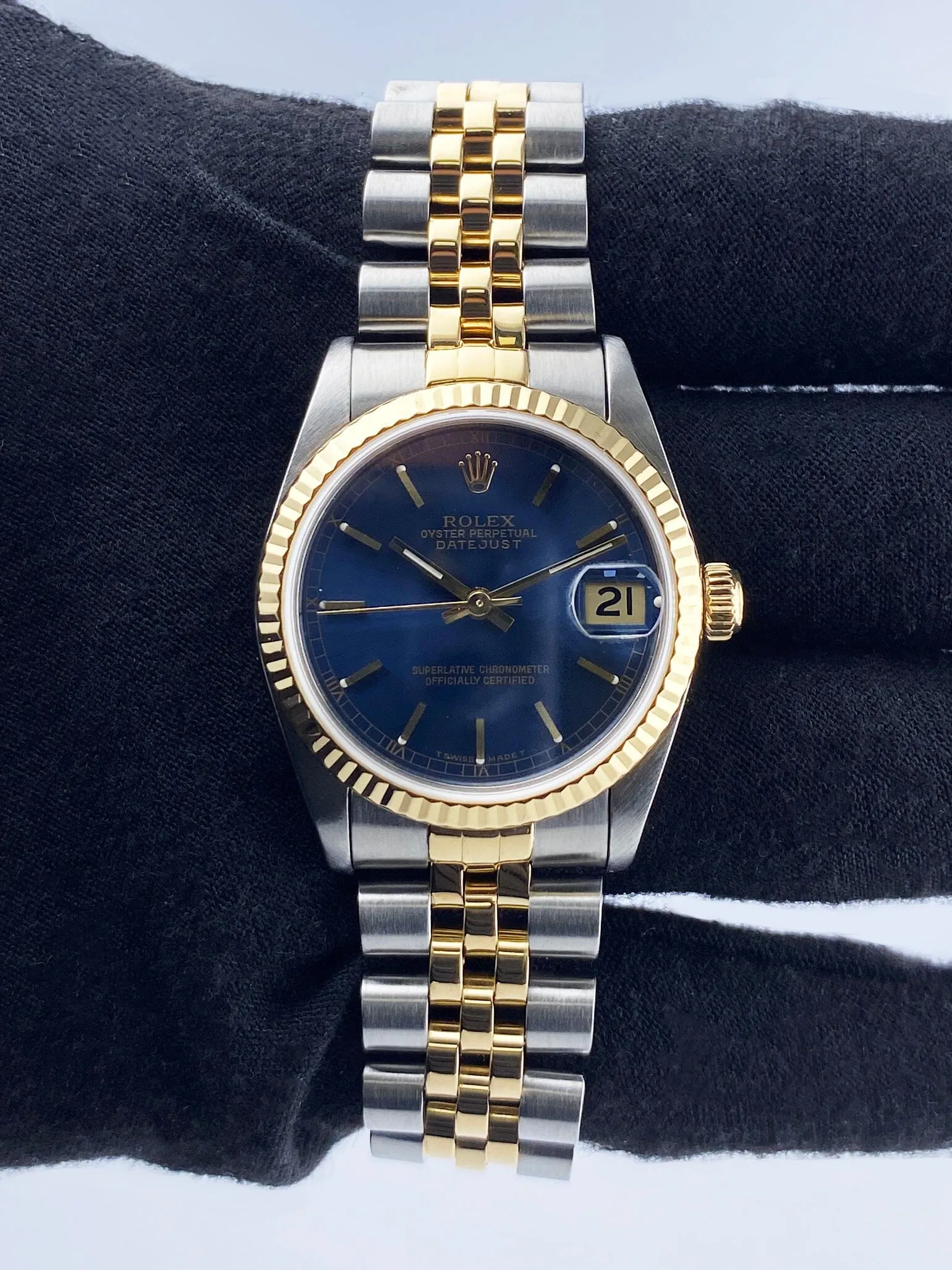 Rolex Datejust 68273 Midsize Blue Dial Ladies Watch Box Papers