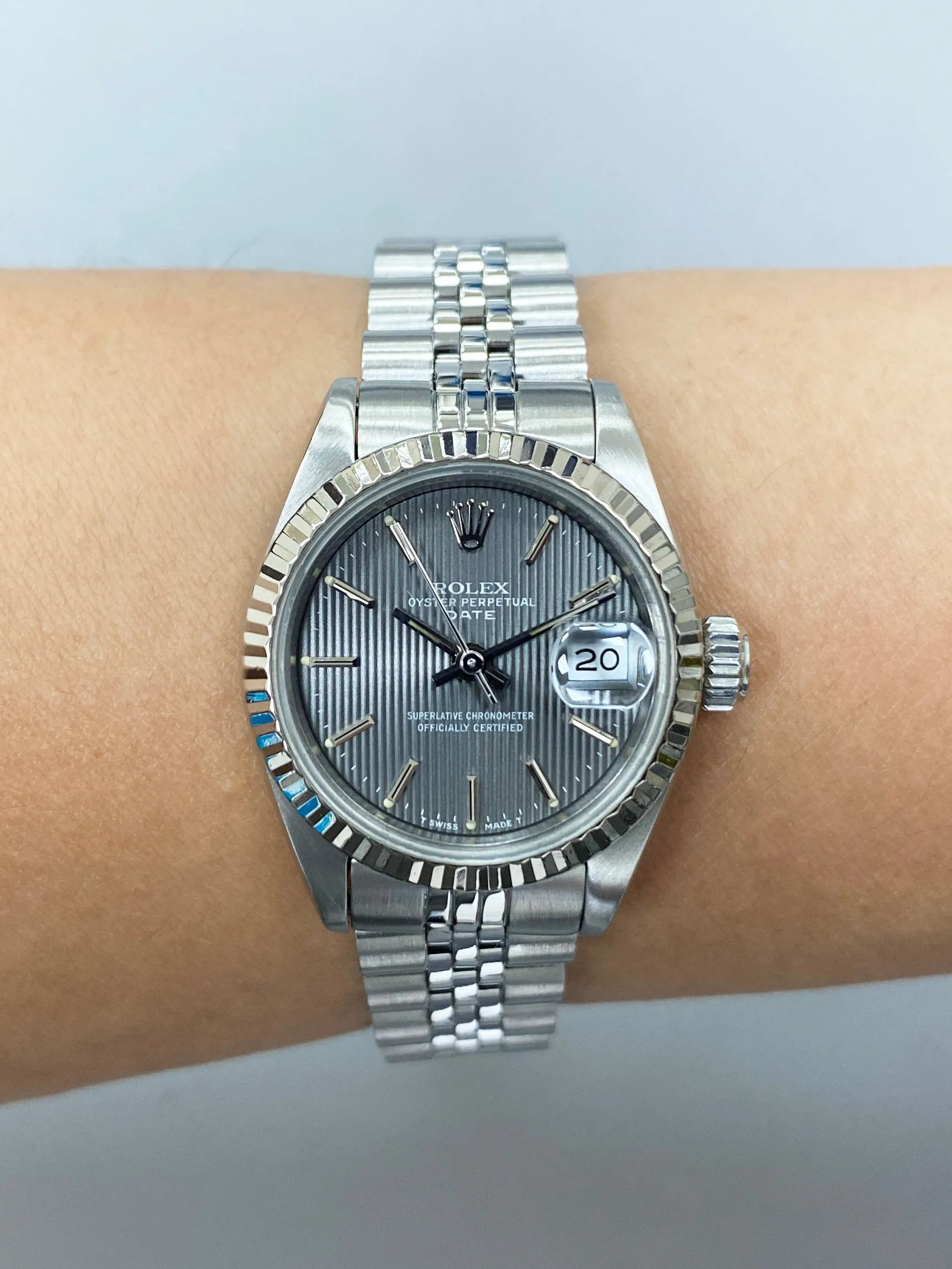 Rolex Datejust 69174 Grey Linen Dial Ladies Watch