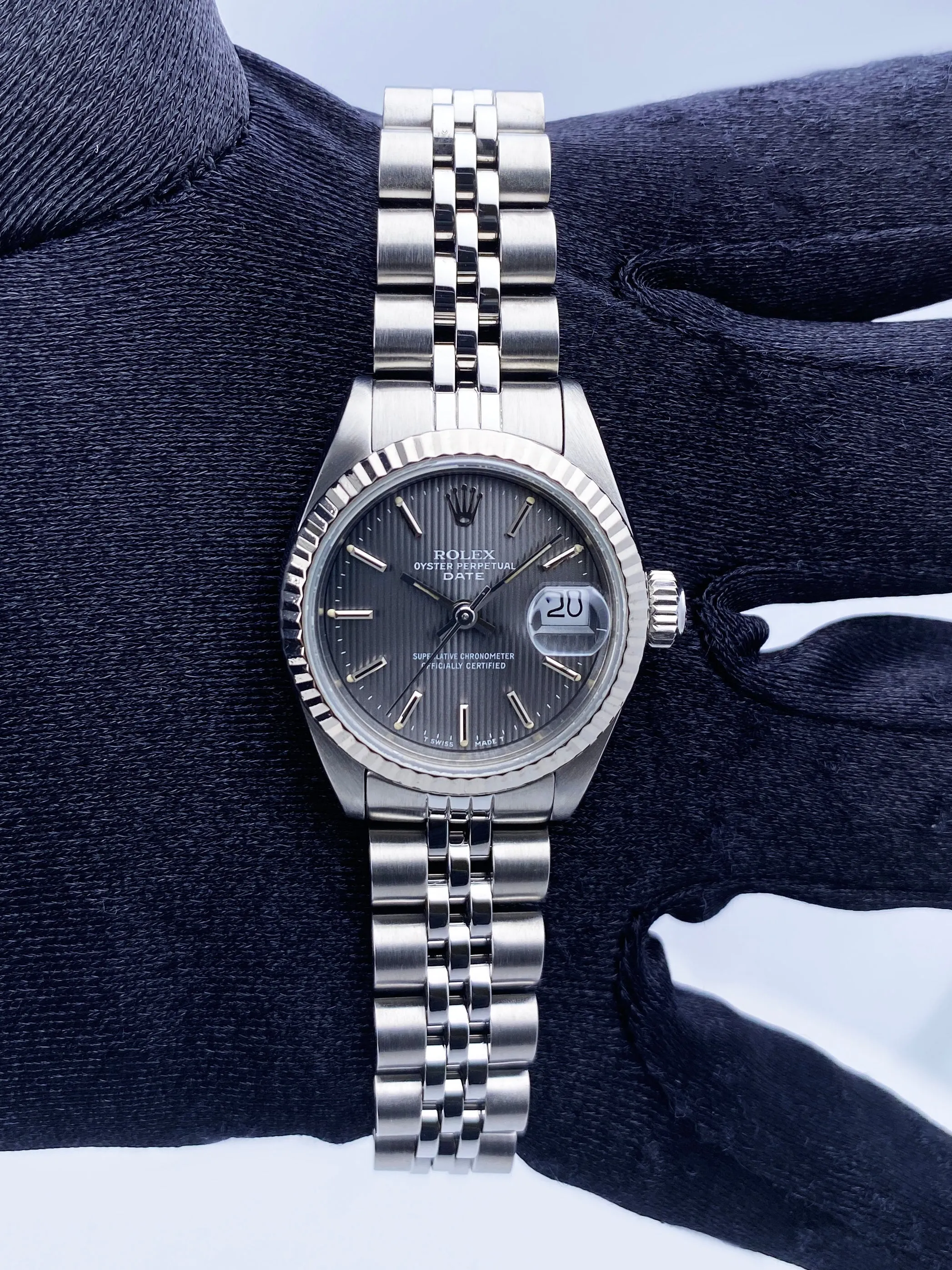 Rolex Datejust 69174 Grey Linen Dial Ladies Watch