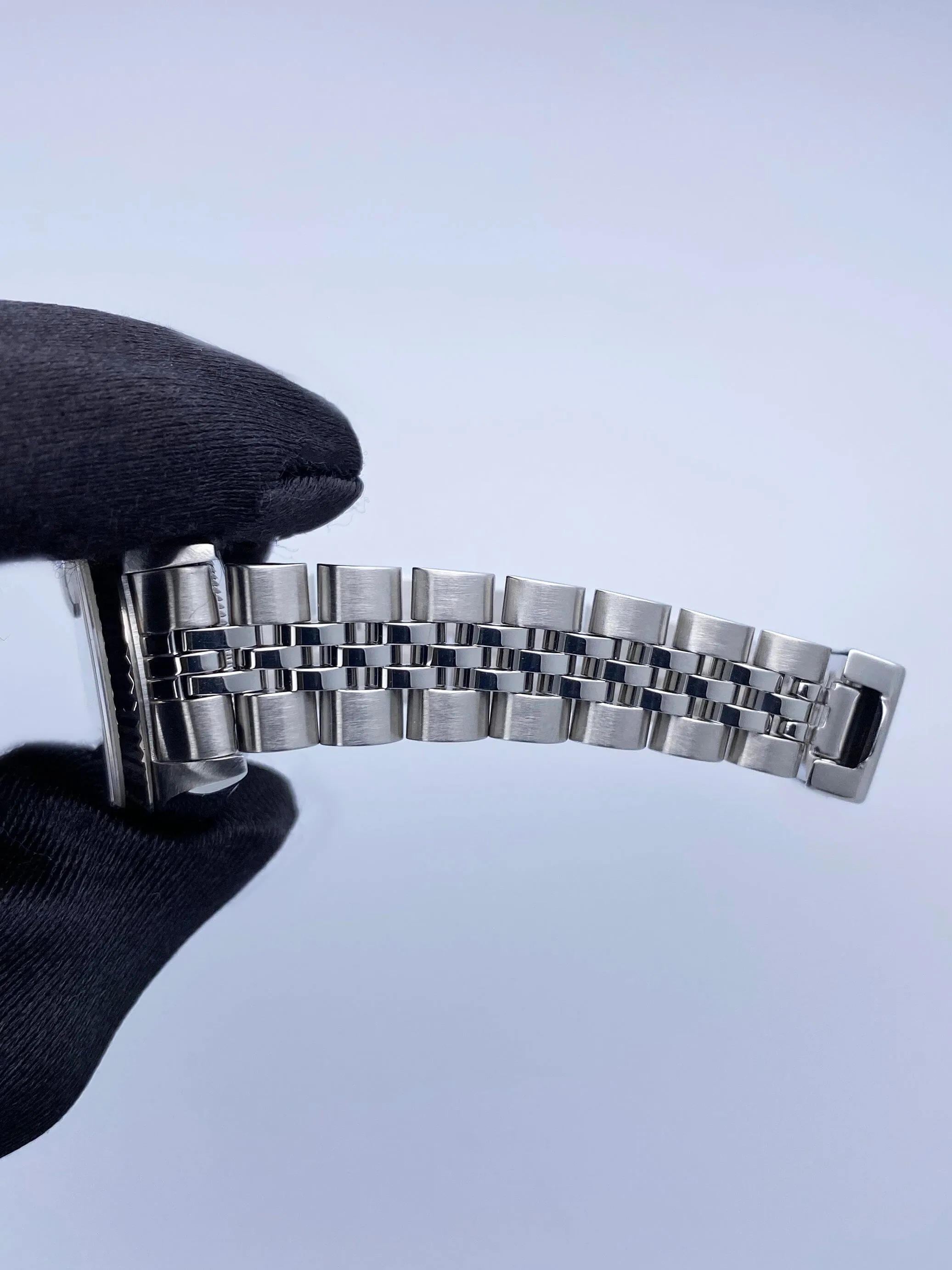 Rolex Datejust 69174 White Dial Ladies Watch