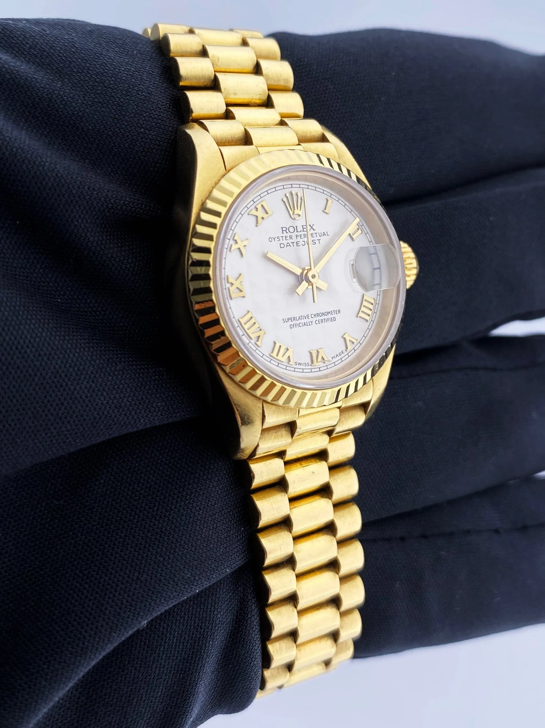 Rolex Datejust 69178 Ivory Pyramid Dial Ladies Watch