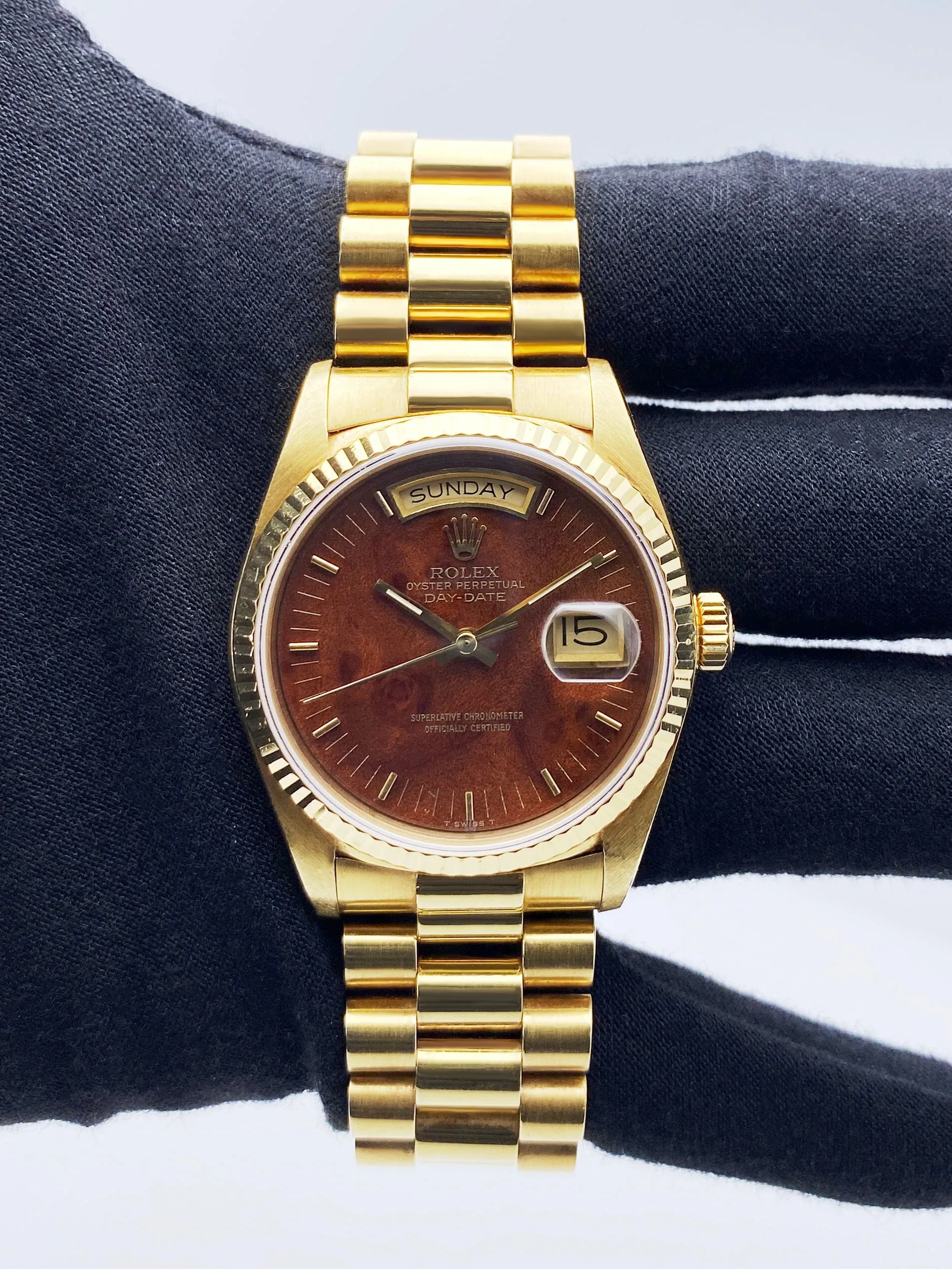 Rolex Day Date 18038 Wood Dial Dial 18K Yellow Gold Mens Watch
