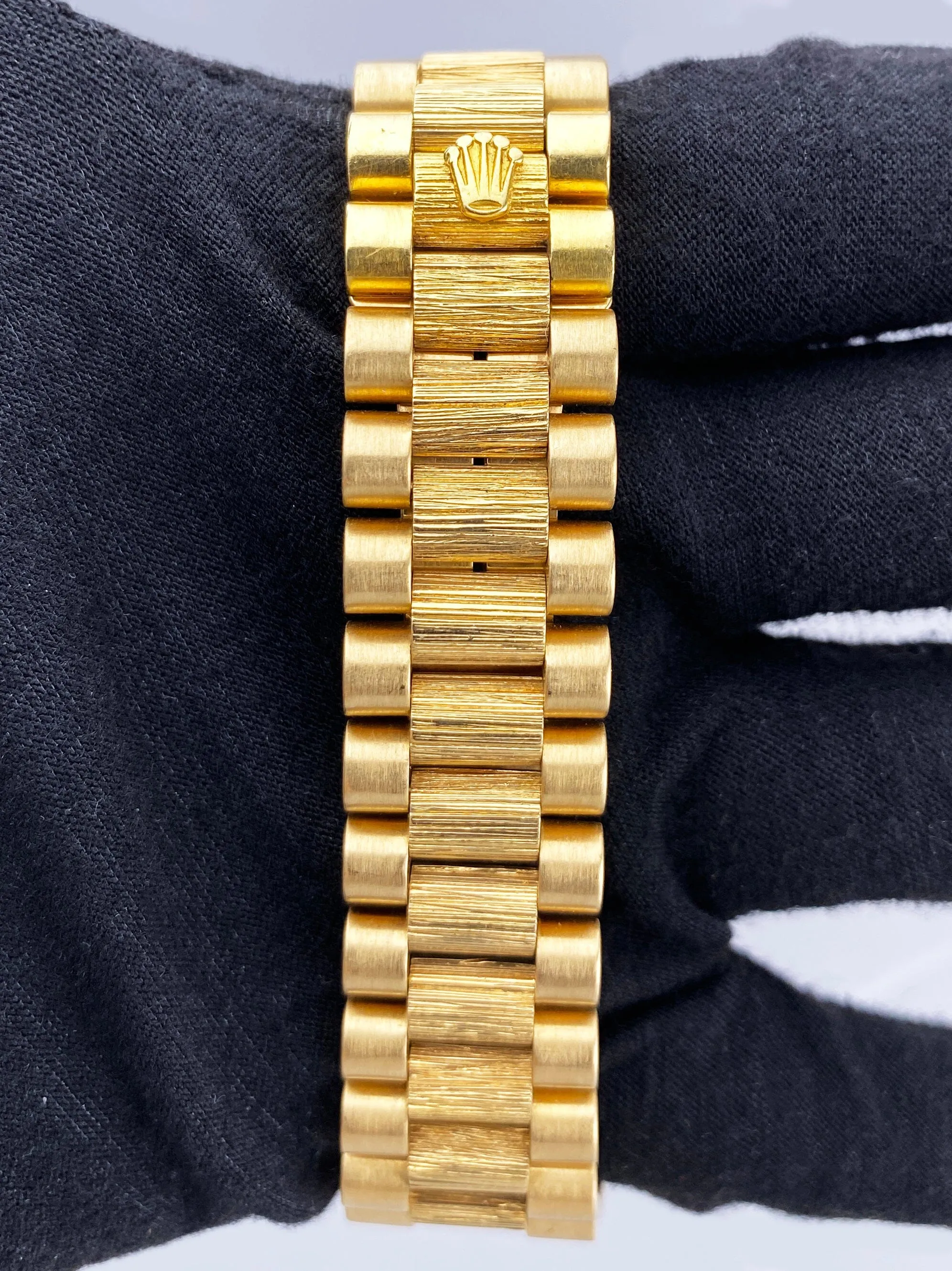 Rolex Day Date 18078 Coral Dial Bark Finish Mens Watch