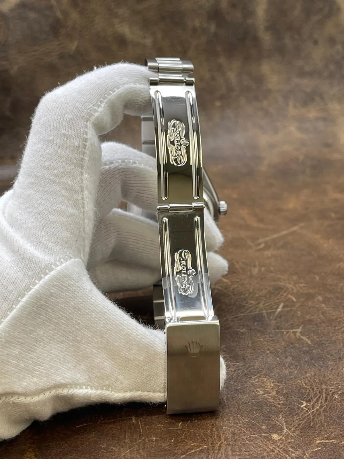 Rolex Oyster Perpetual Date 34mm 15200 White Dial Automatic Watch