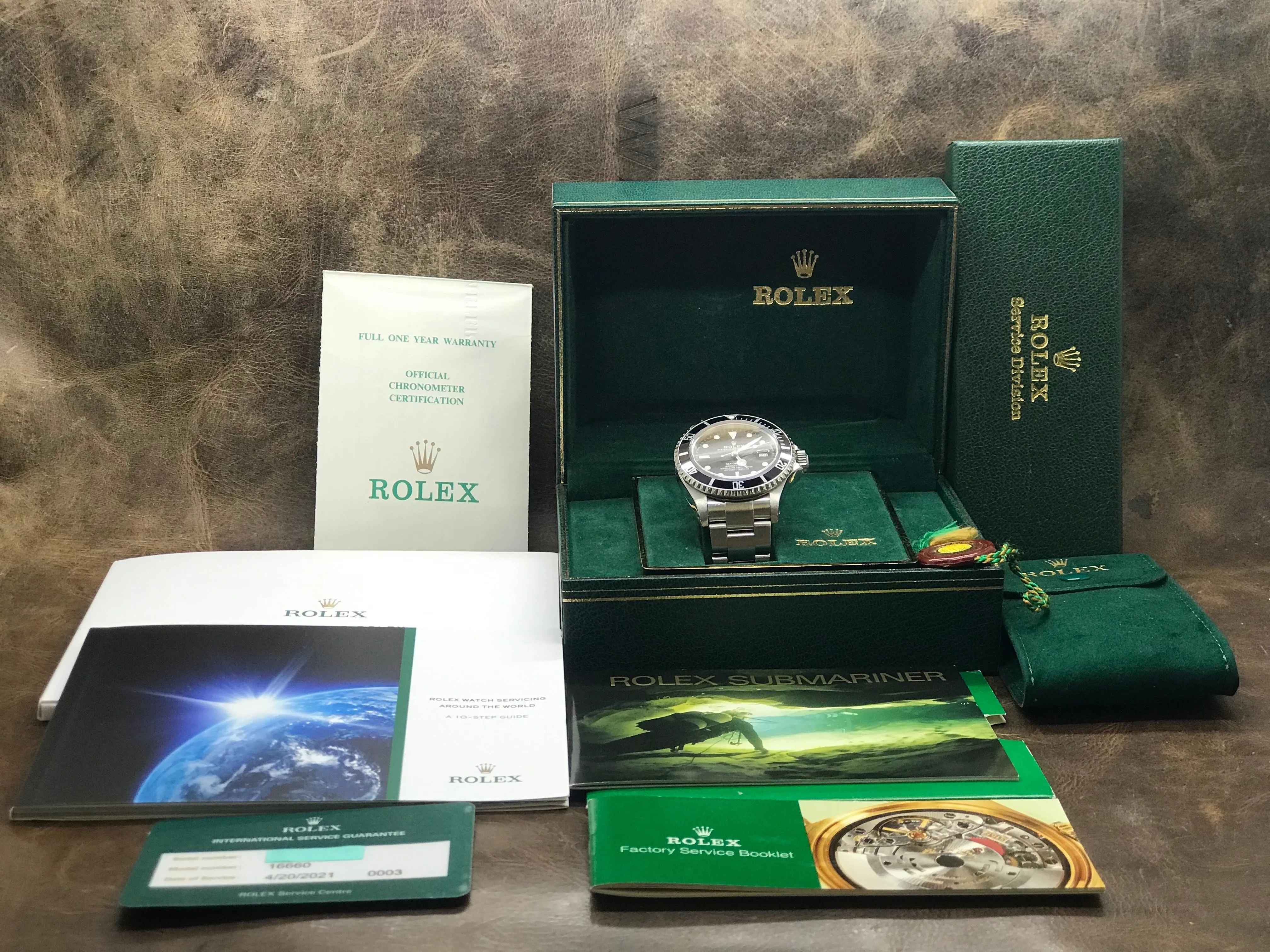 Rolex Sea-Dweller 16660 Black Service Dial Automatic Men's Watch