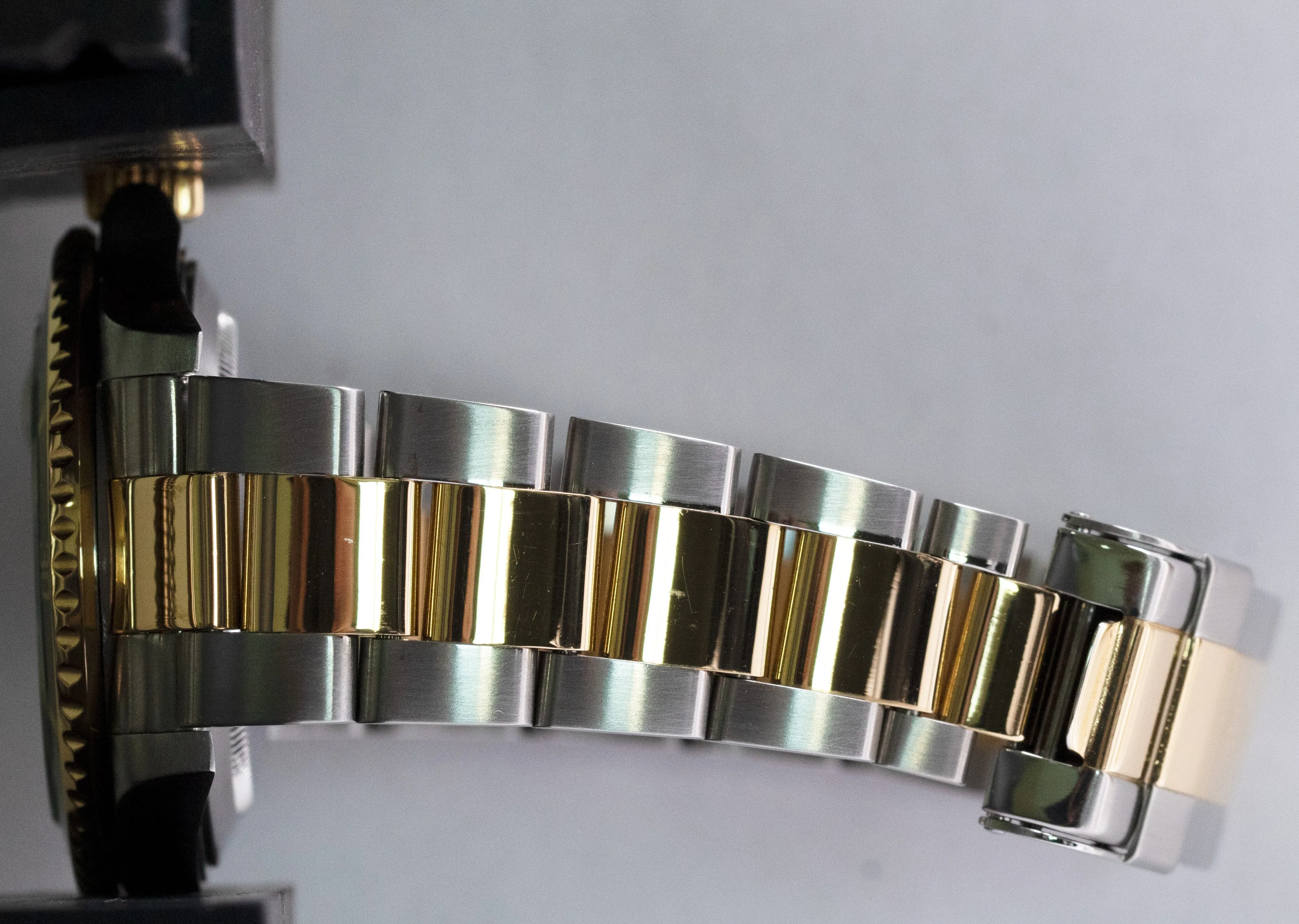Rolex Submariner Date 40mm Black Two-Tone 18K Gold NO-HOLES Steel 16613 Watch