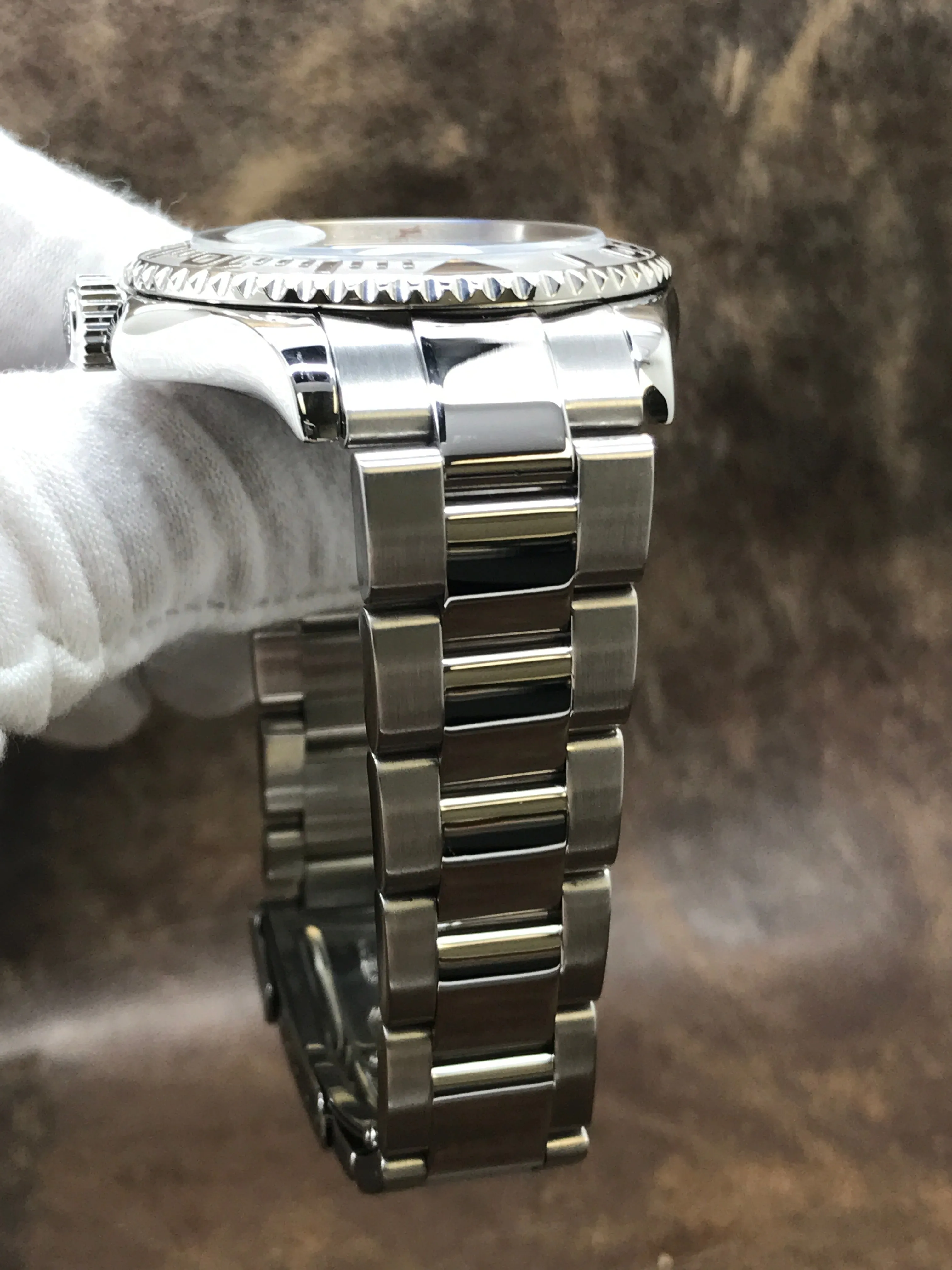 Rolex Yacht-Master 40mm 16622 Silver Dial Automatic Men's Watch