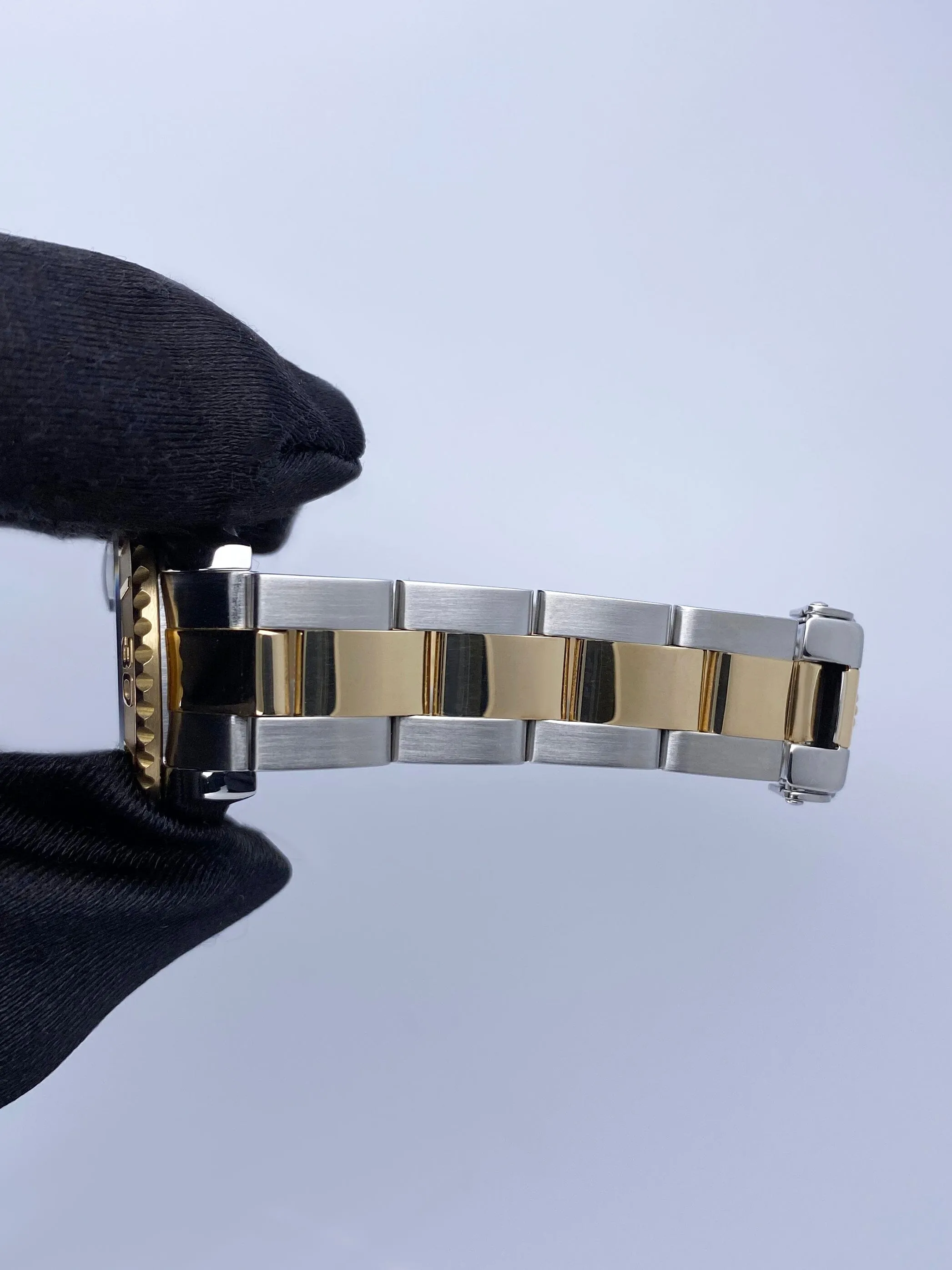 Rolex Yacht Master 69623 18K Yellow Gold & Stainless Steel Ladies Watch